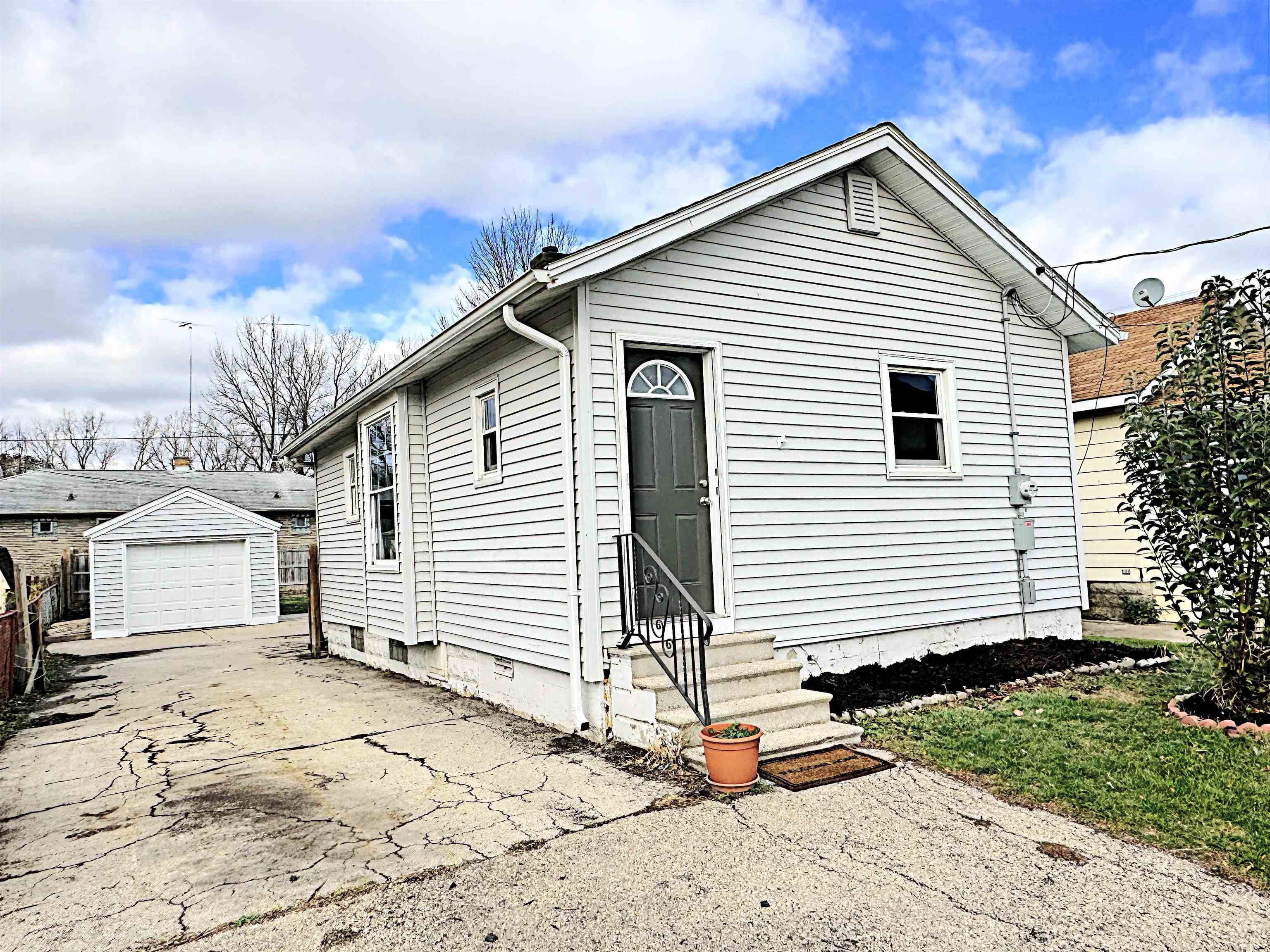 Property Photo:  109 Mayer Street  WI 54956 