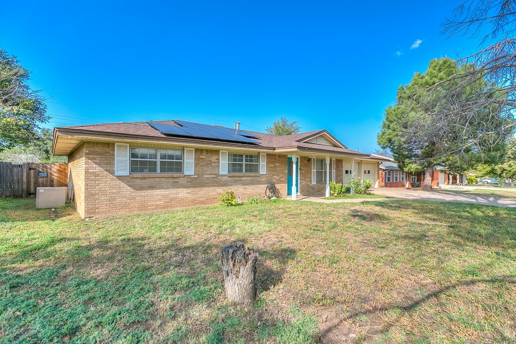 Property Photo:  1905 N Harrison St  TX 76901 