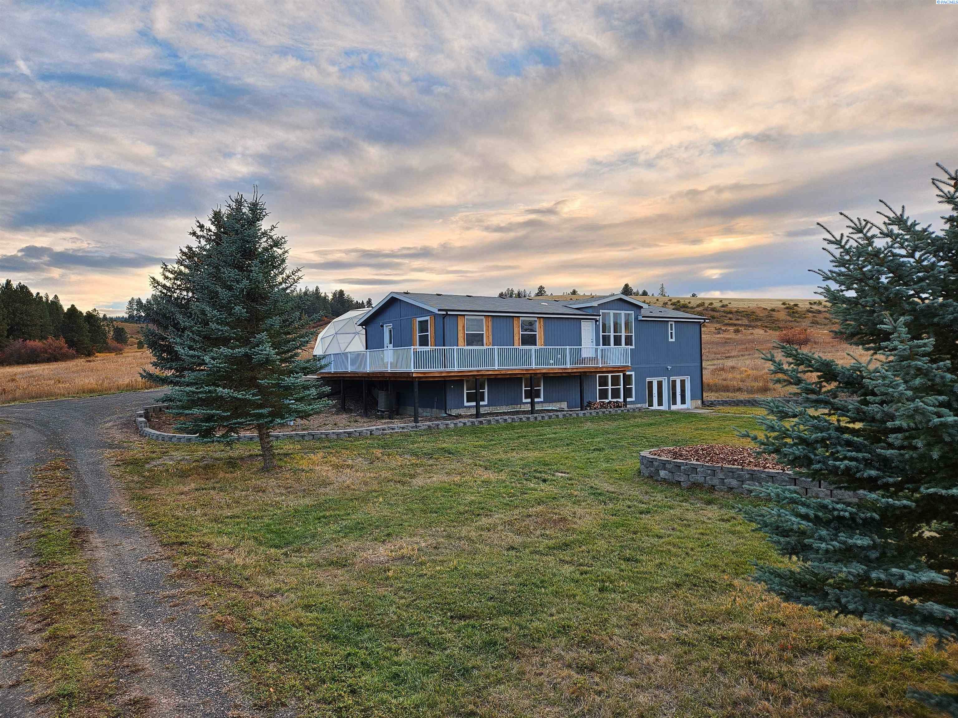 Property Photo:  1095 E. Rock Creek Road  ID 83855 