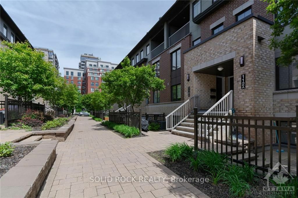 Property Photo:  110 Lindenshade Dr B  ON K2J 5R5 