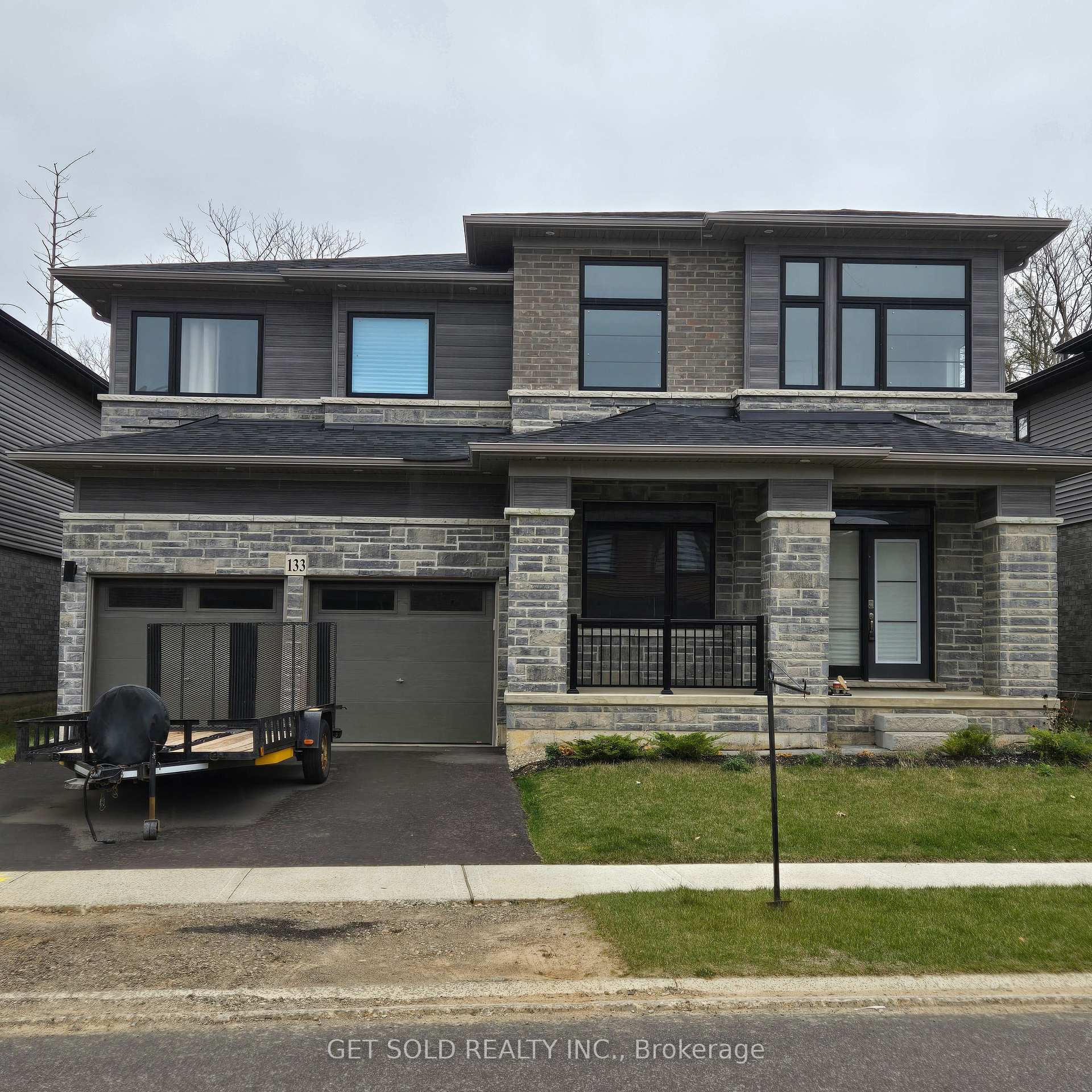 Property Photo: 133 Court Drive ON N3L 4G7
