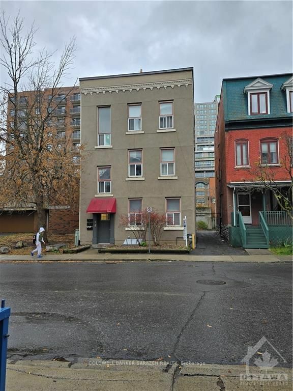 Photo de la propriété:  164 Clarence St  ON K1N 5P8 