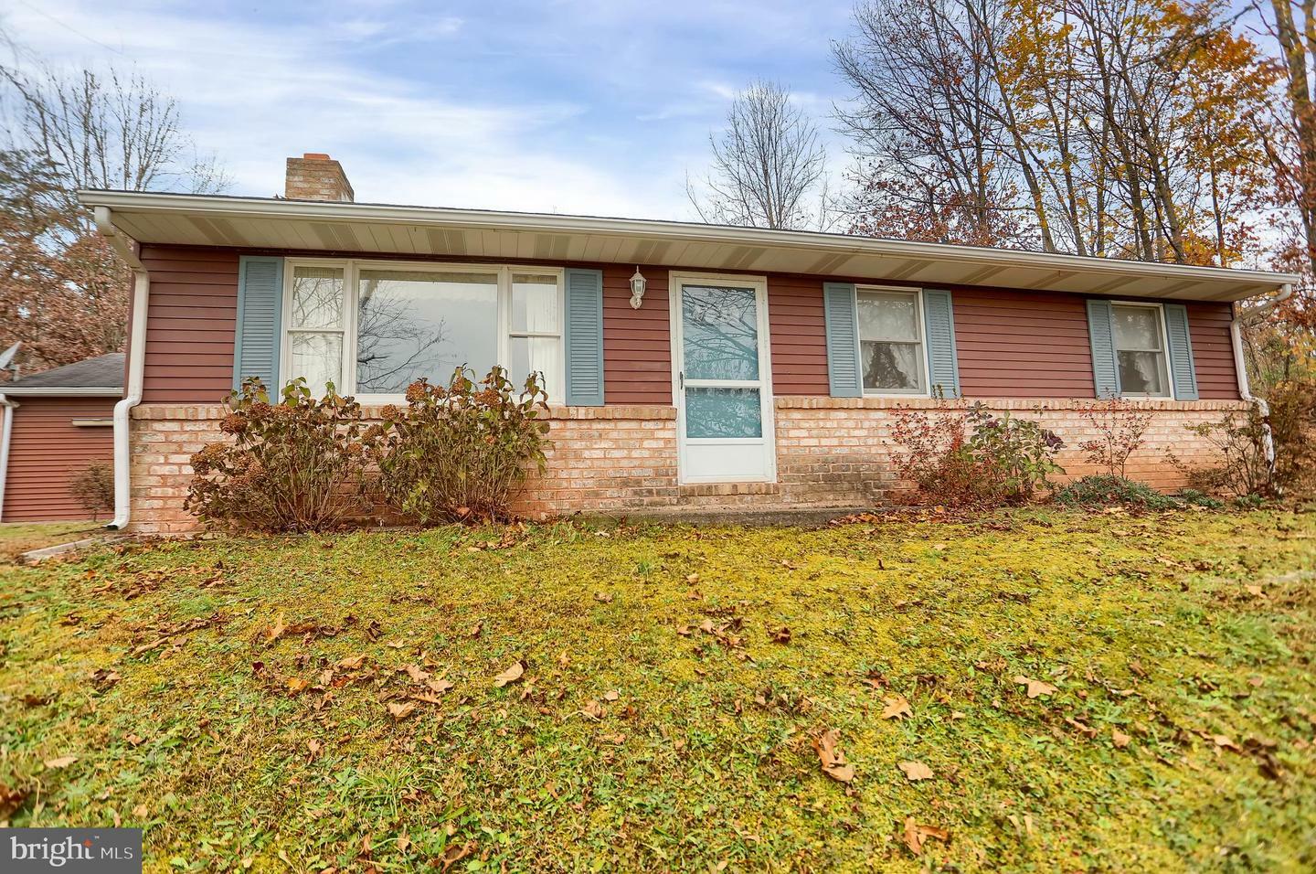 Property Photo:  1273 Valley Road  PA 17053 