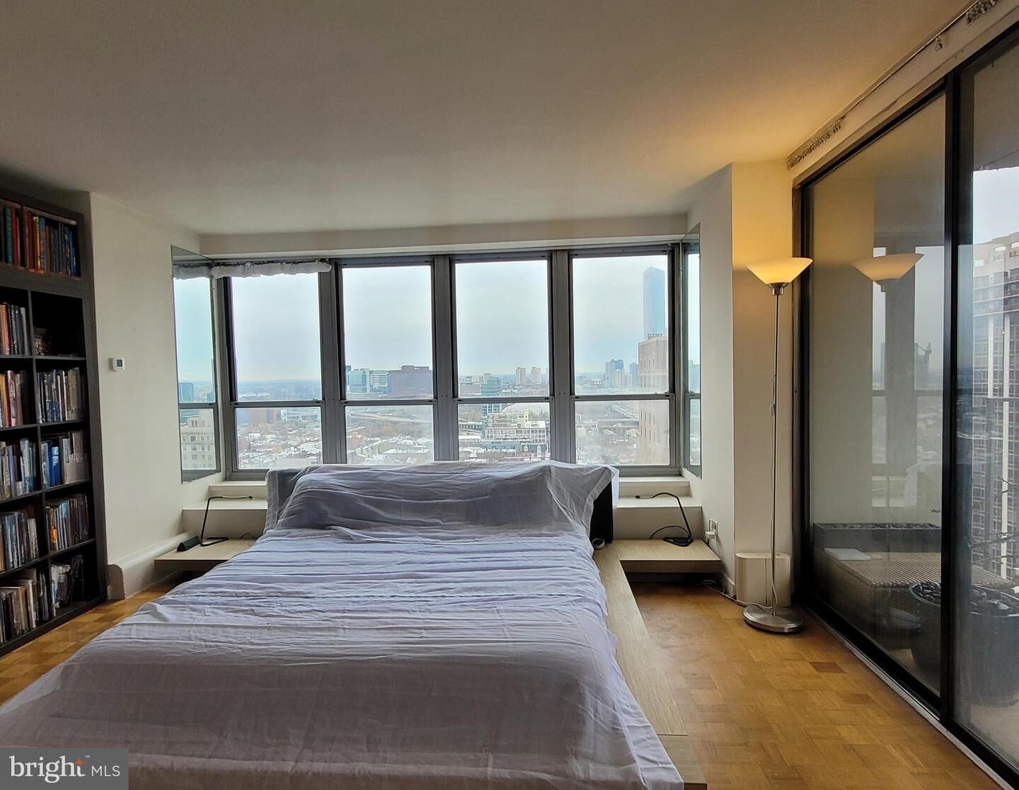 Property Photo: 224 W Rittenhouse Square 30 2515A PA 19103