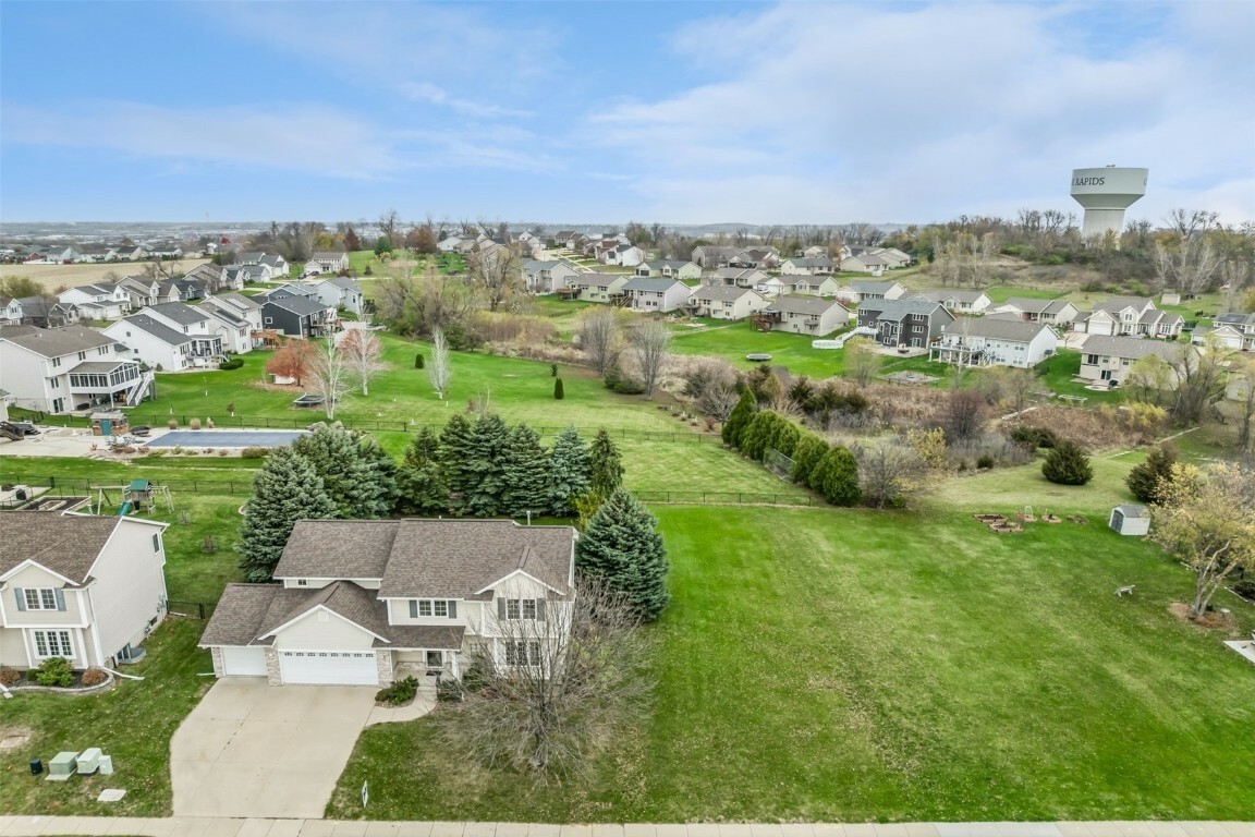 Property Photo:  7221 Prairie Hawk Drive SW  IA 52404 