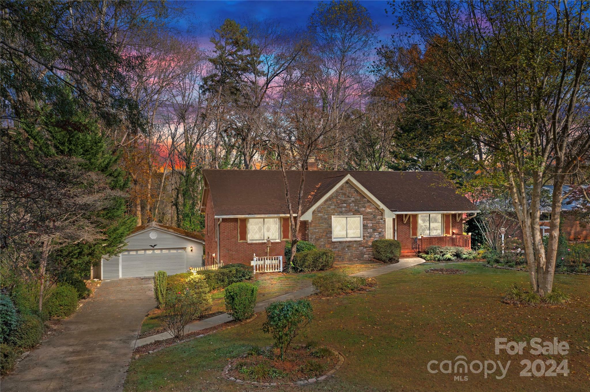 680 Grandview Drive NE  Concord NC 28025 photo