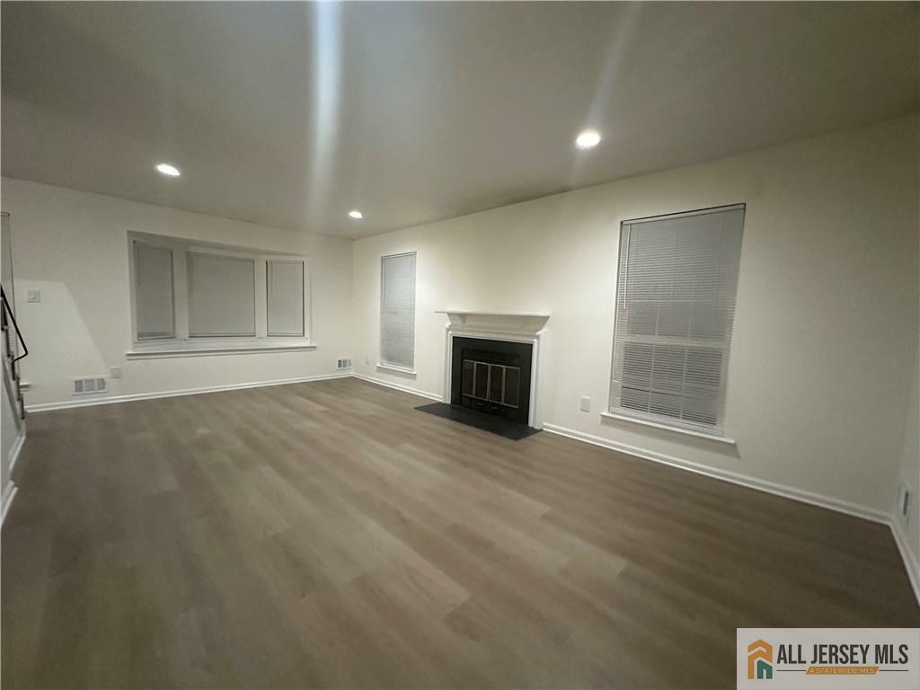 Property Photo:  204 Maplecrest Road 204  NJ 08820 