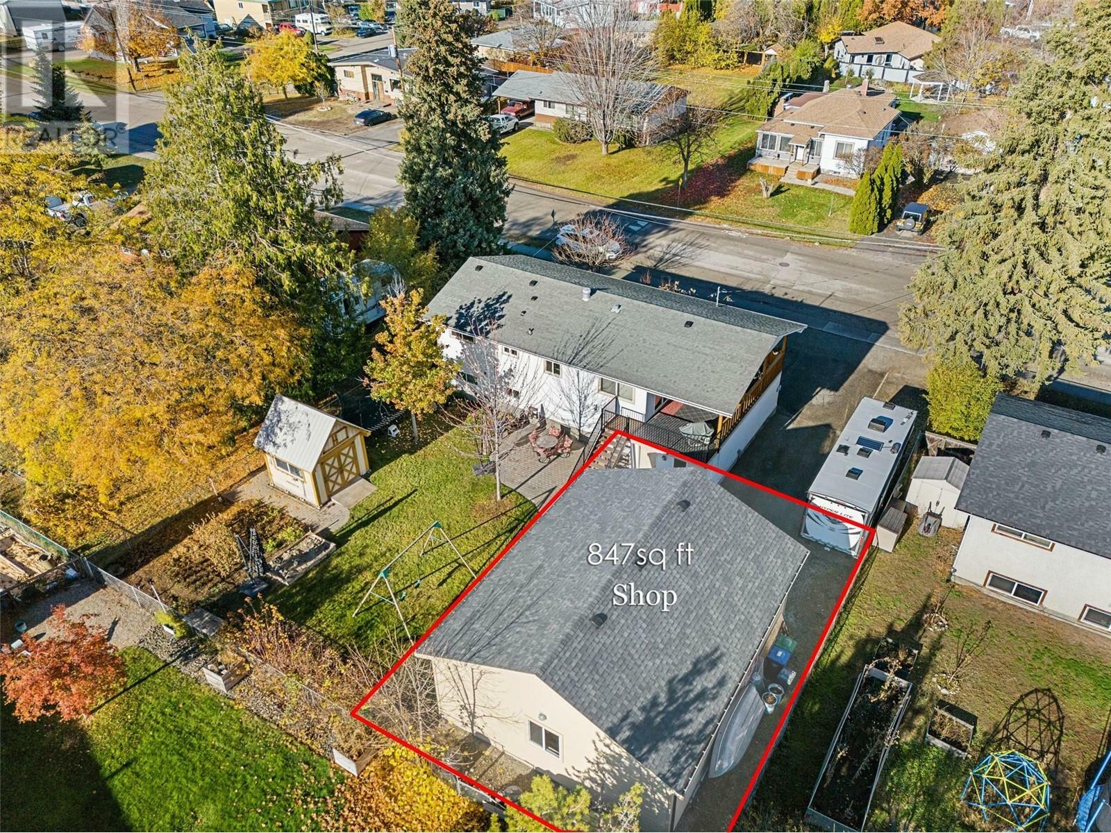 Property Photo:  505 Mugford Road  BC V1X 2E5 