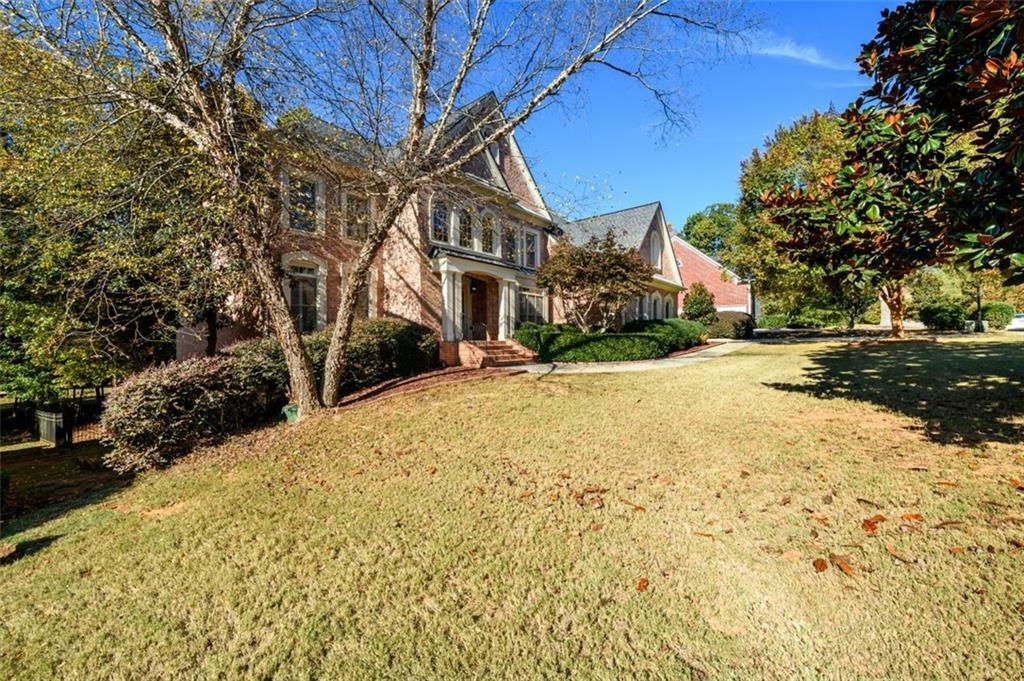 Property Photo:  1700 Briergate Drive  GA 30097 