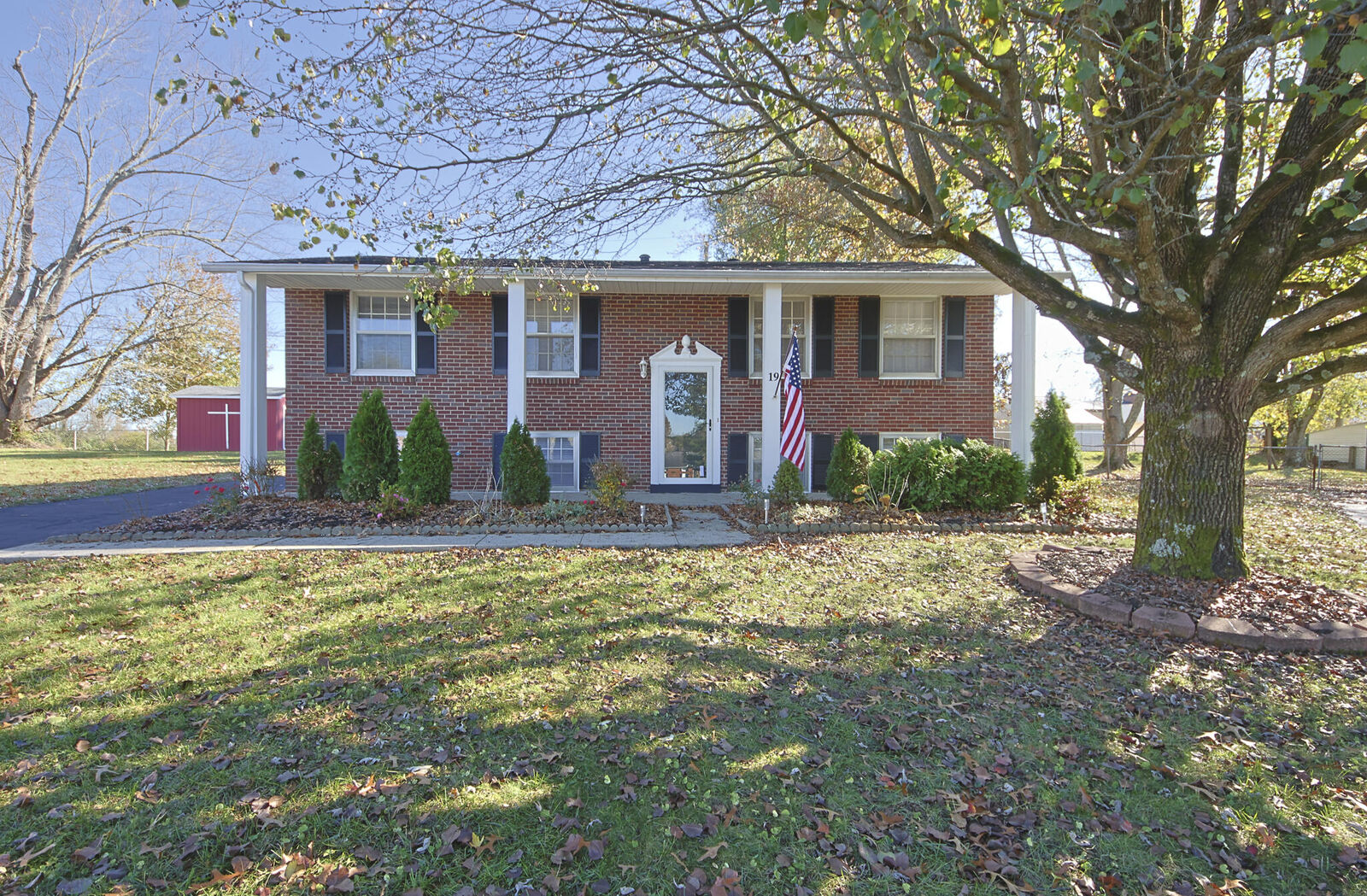 Property Photo: 19 Valley Court KY 40391