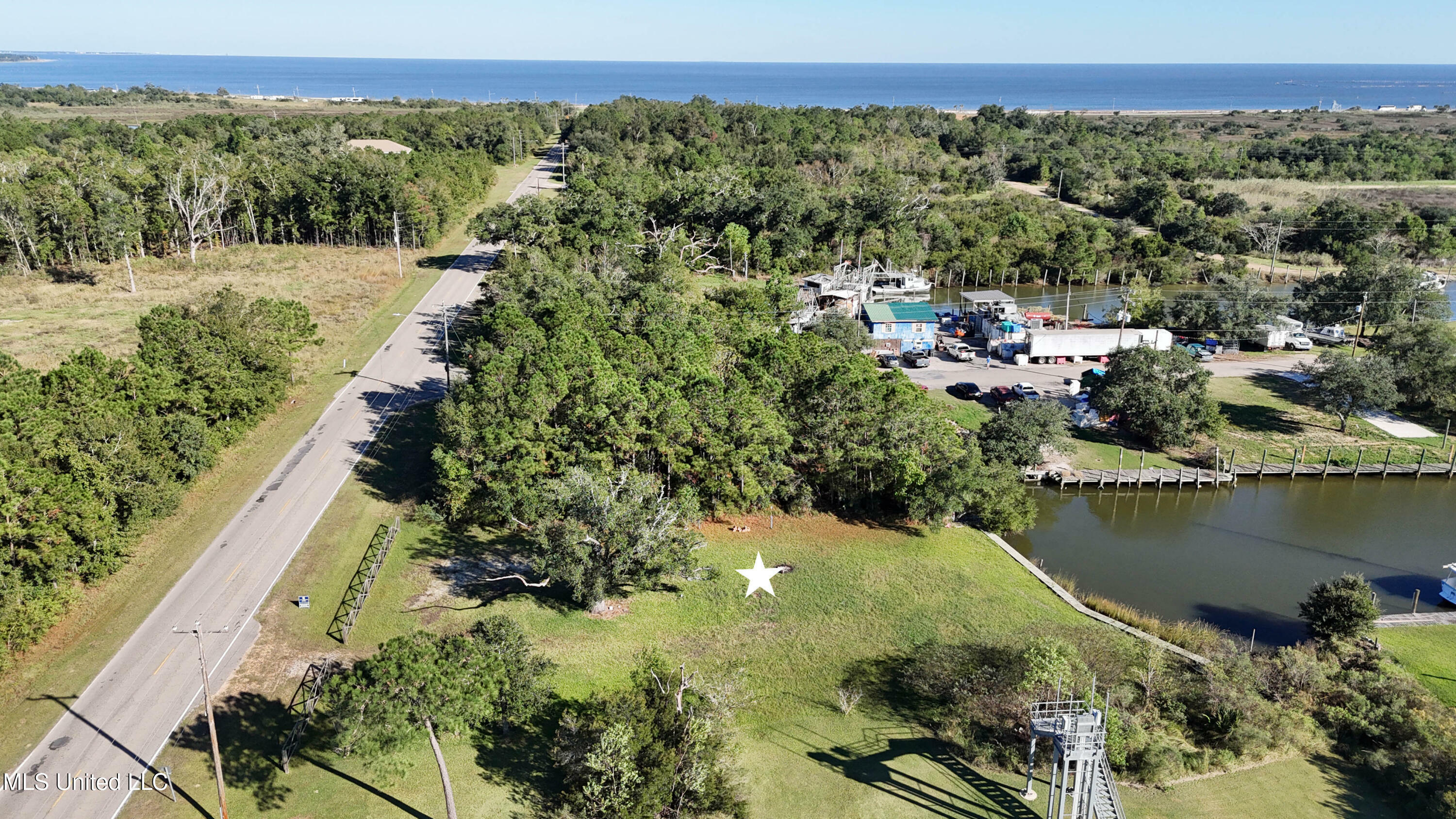 Property Photo:  5233 Lakeshore Road  MS 39520 