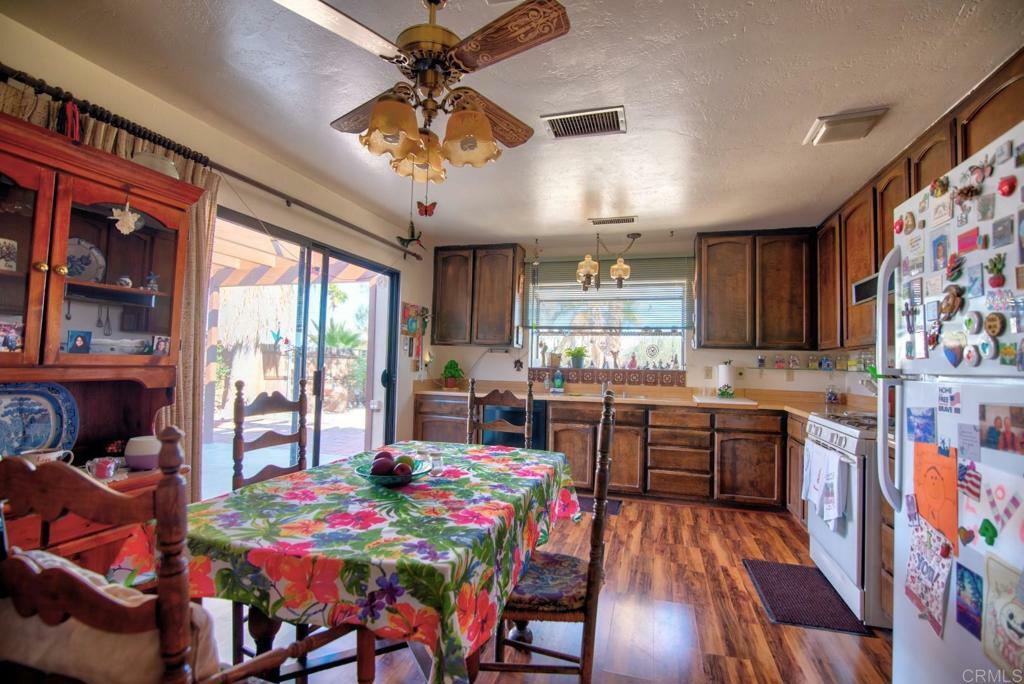 Property Photo:  2857 Frying Pan Road  CA 92004 