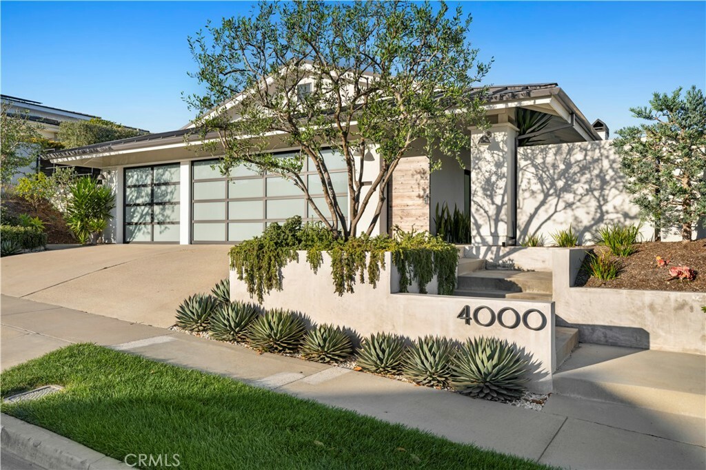 Property Photo:  4000 Topside Lane  CA 92625 