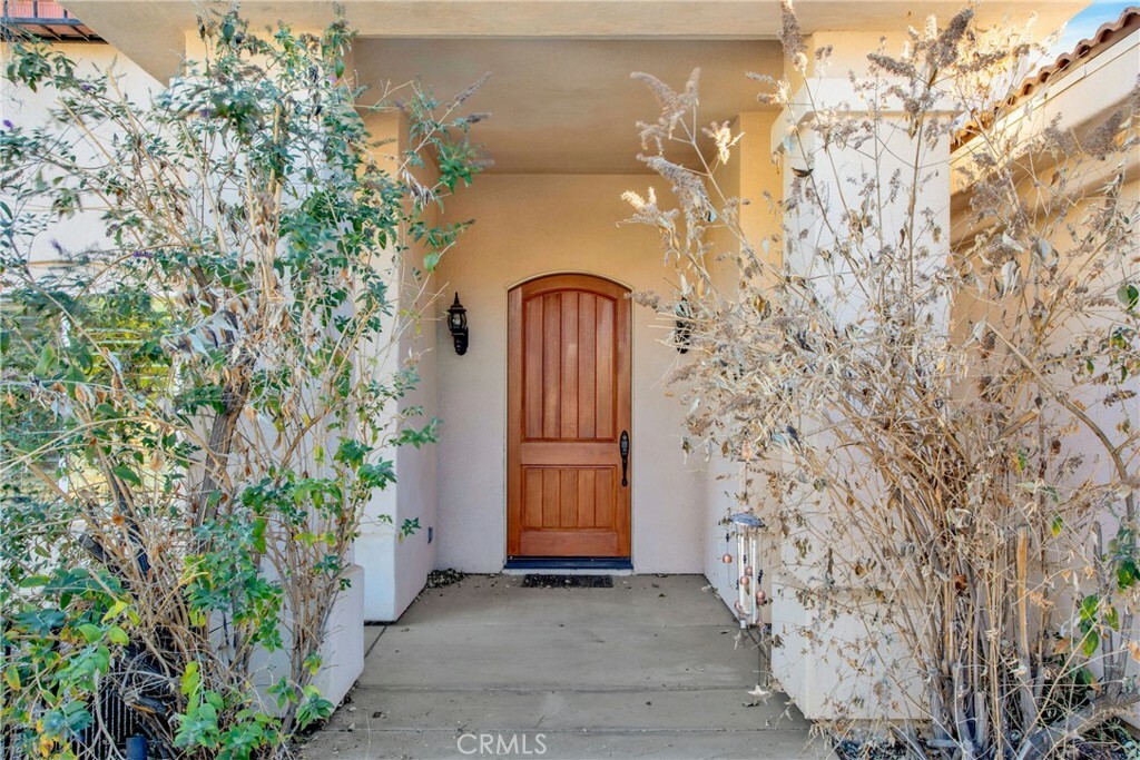 Property Photo:  16671 Menahka Road  CA 92307 