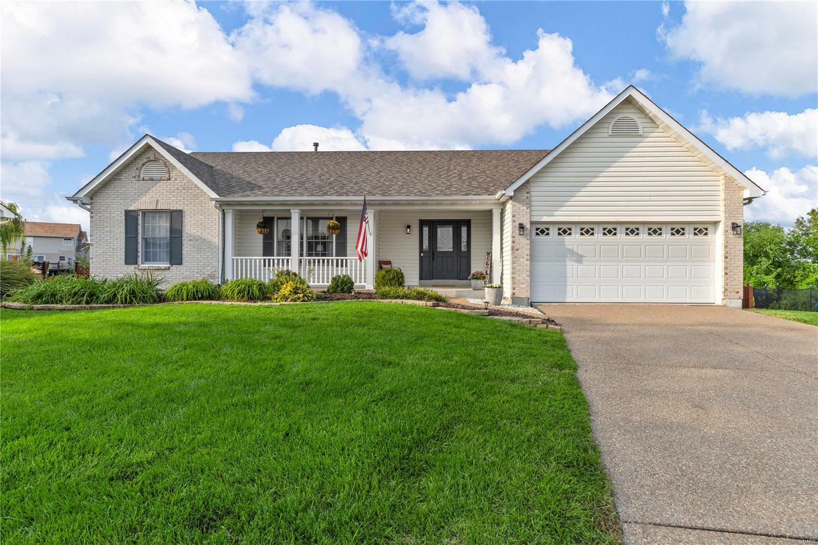 Property Photo:  9 Quaint Cottage Court  MO 63368 