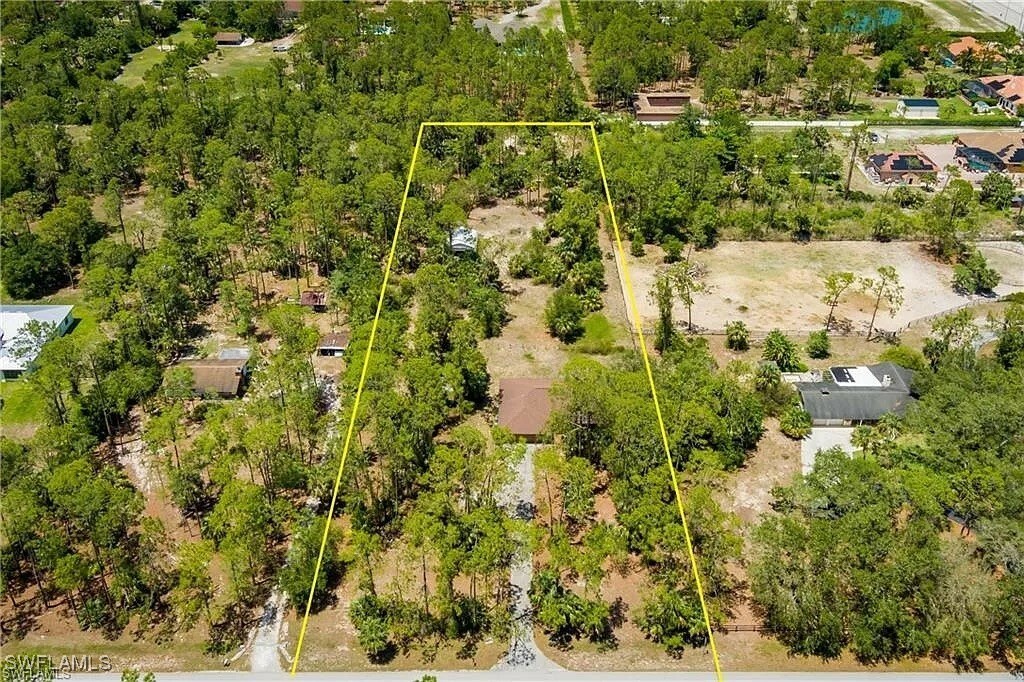 Property Photo:  4121 5th Avenue NW  FL 34119 