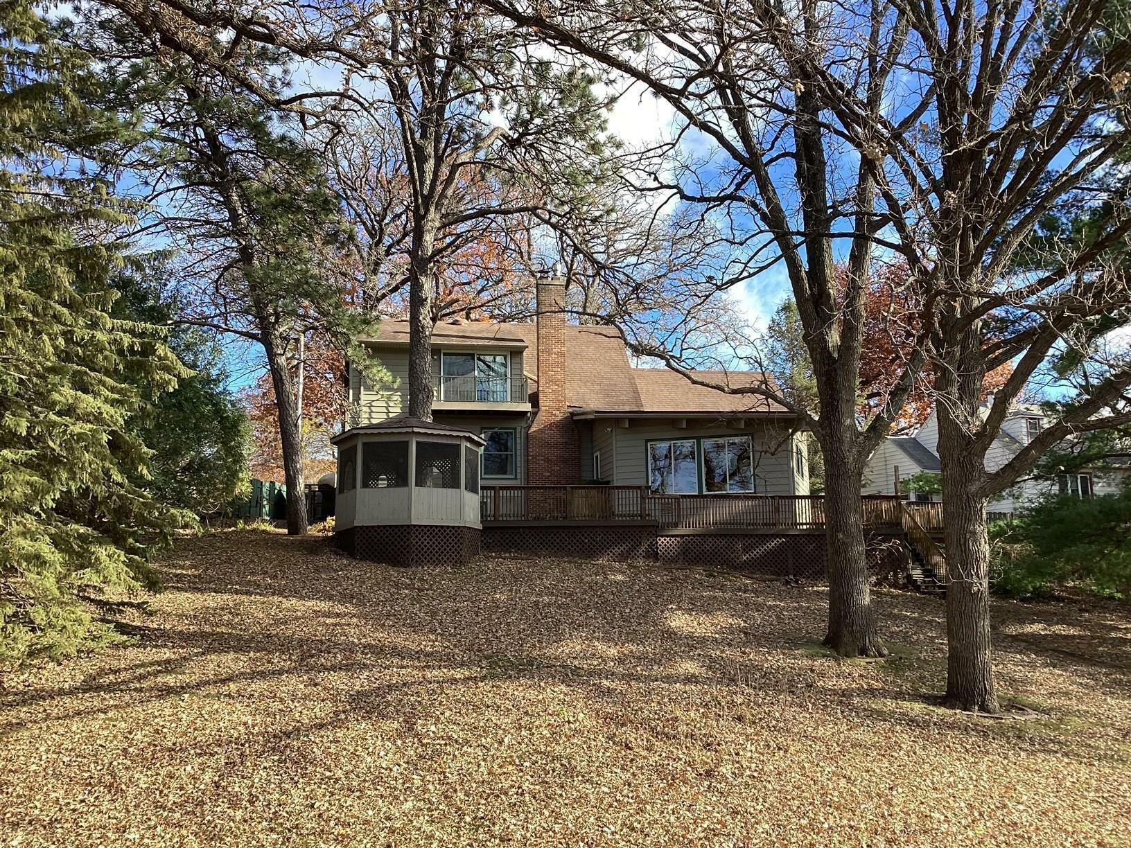 Property Photo:  1320 Oakwood Drive  MN 56007 