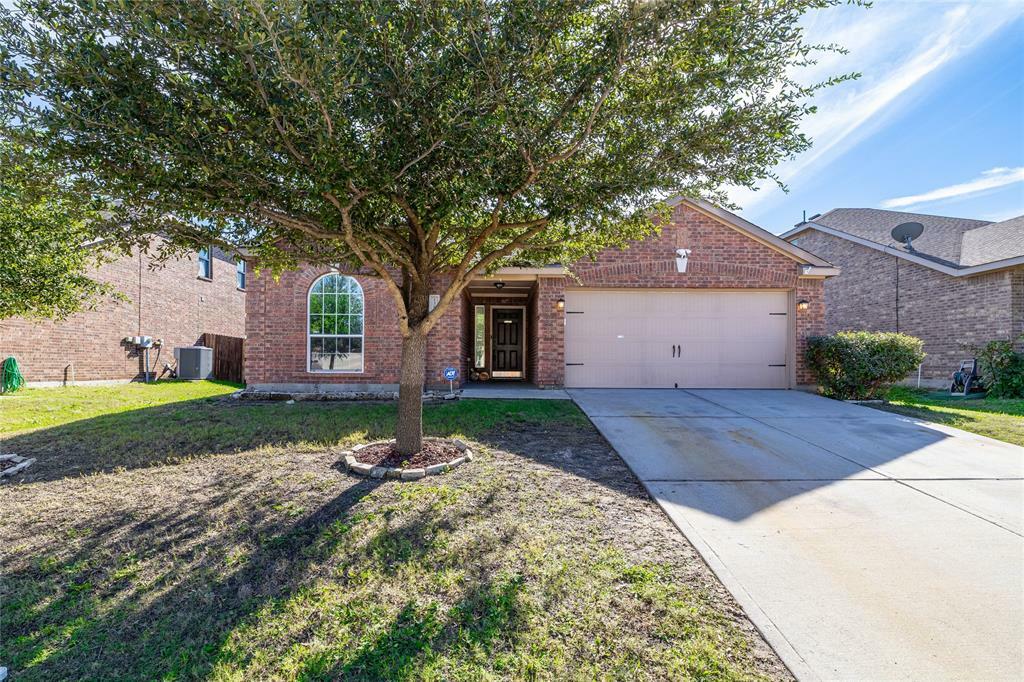 Property Photo:  136 Oriole Drive  TX 75409 