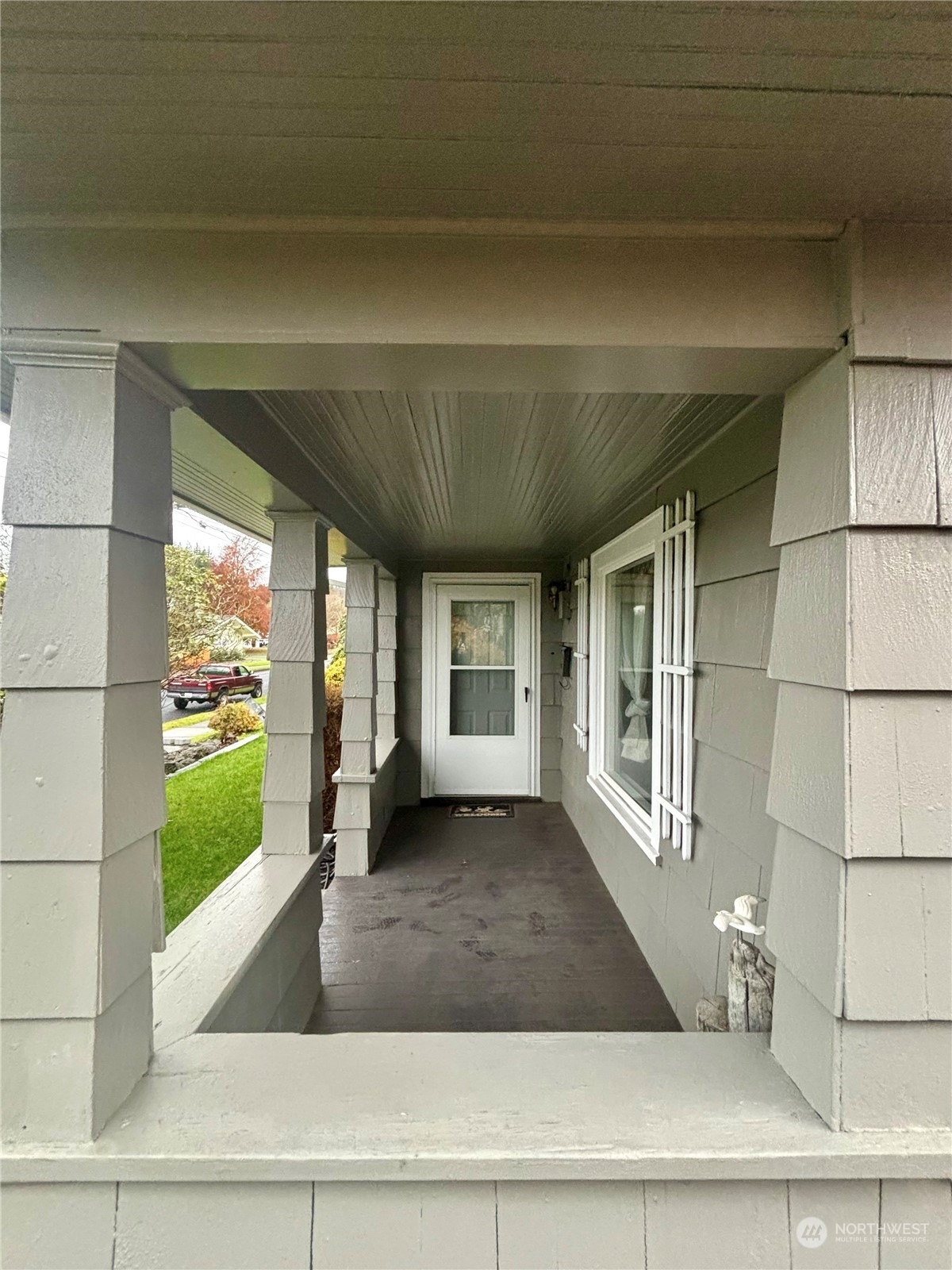 Property Photo:  122 S Third Street  WA 98563 