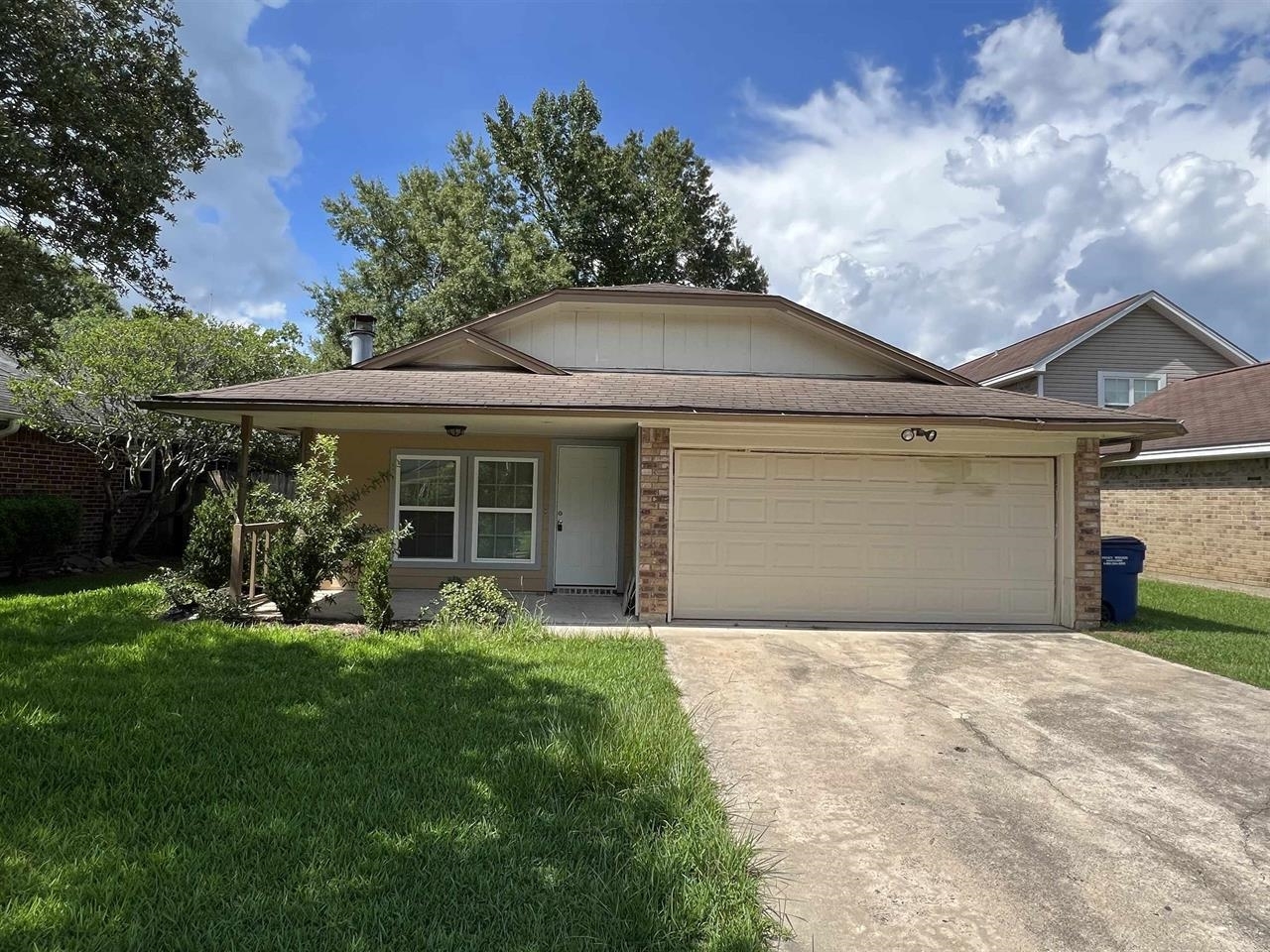 Property Photo:  12940 Westchester  TX 77713 