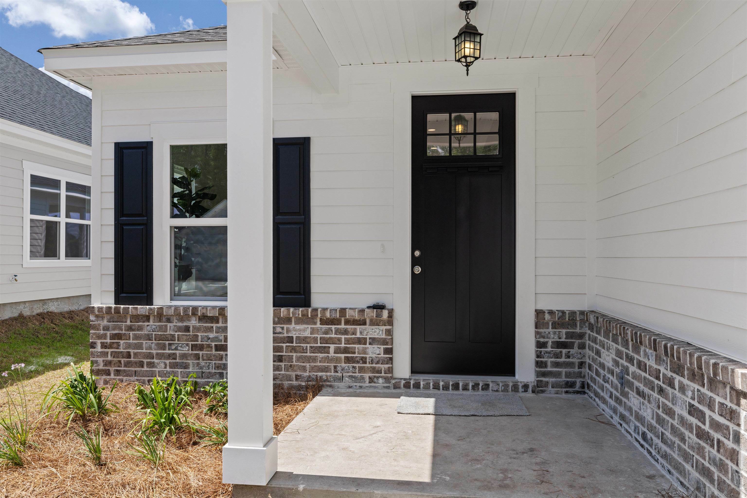 Property Photo:  5698 Pinebarren Road  FL 32303 