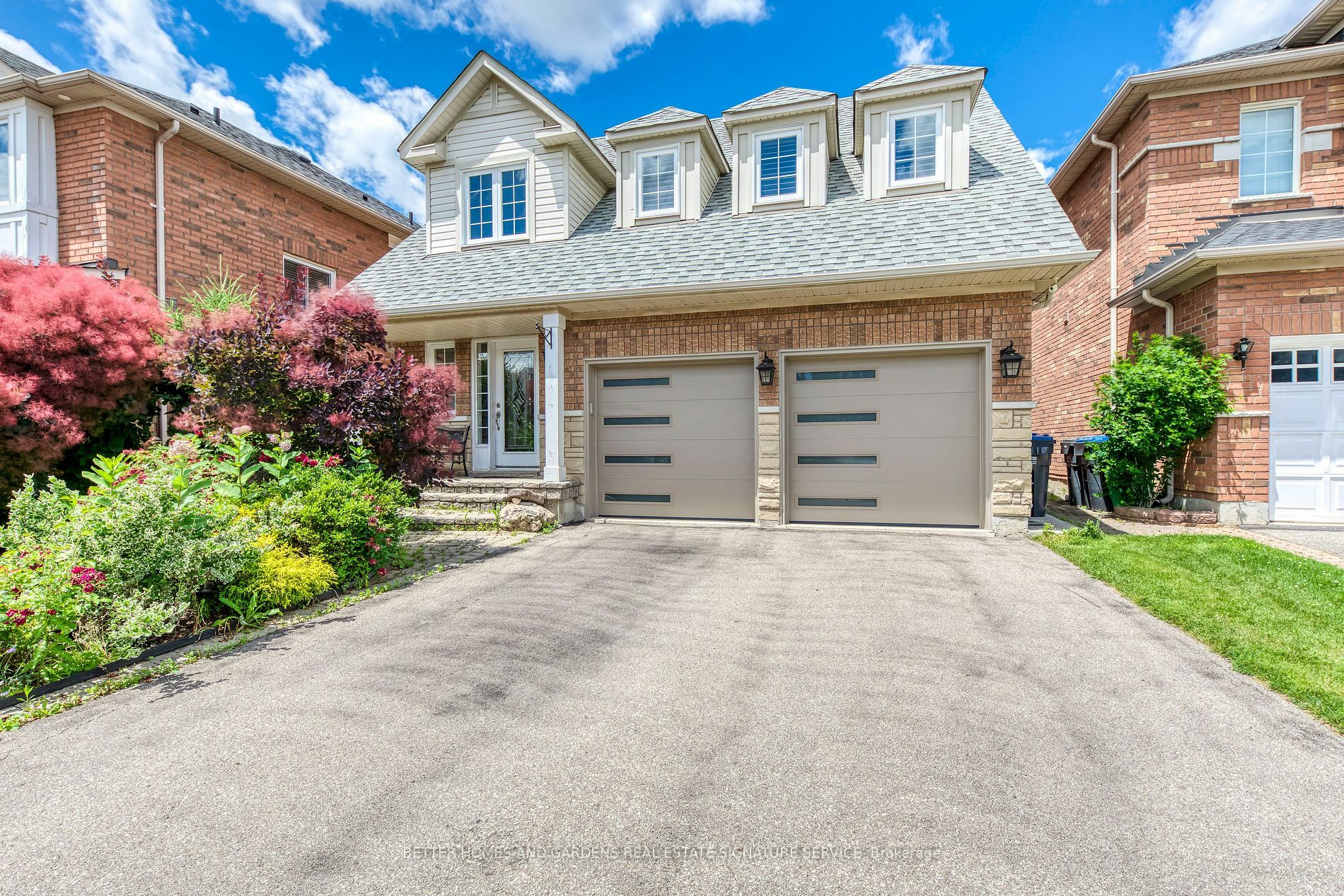 Photo de la propriété:  3751 Pearlstone Dr  ON L5M 7H1 