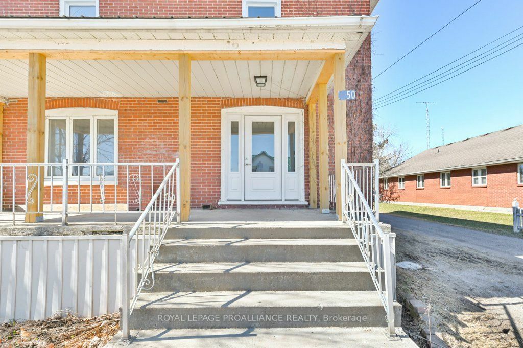 Property Photo:  50 South Trent St  ON K0K 2C0 