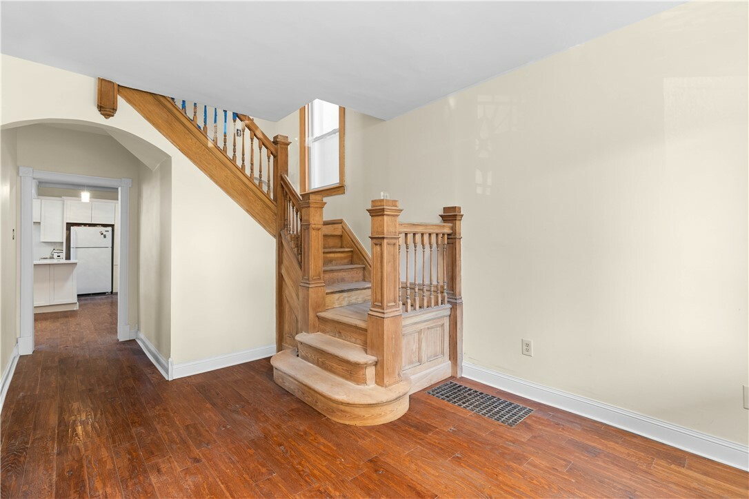 Property Photo:  190 Sheridan Avenue  PA 15202 