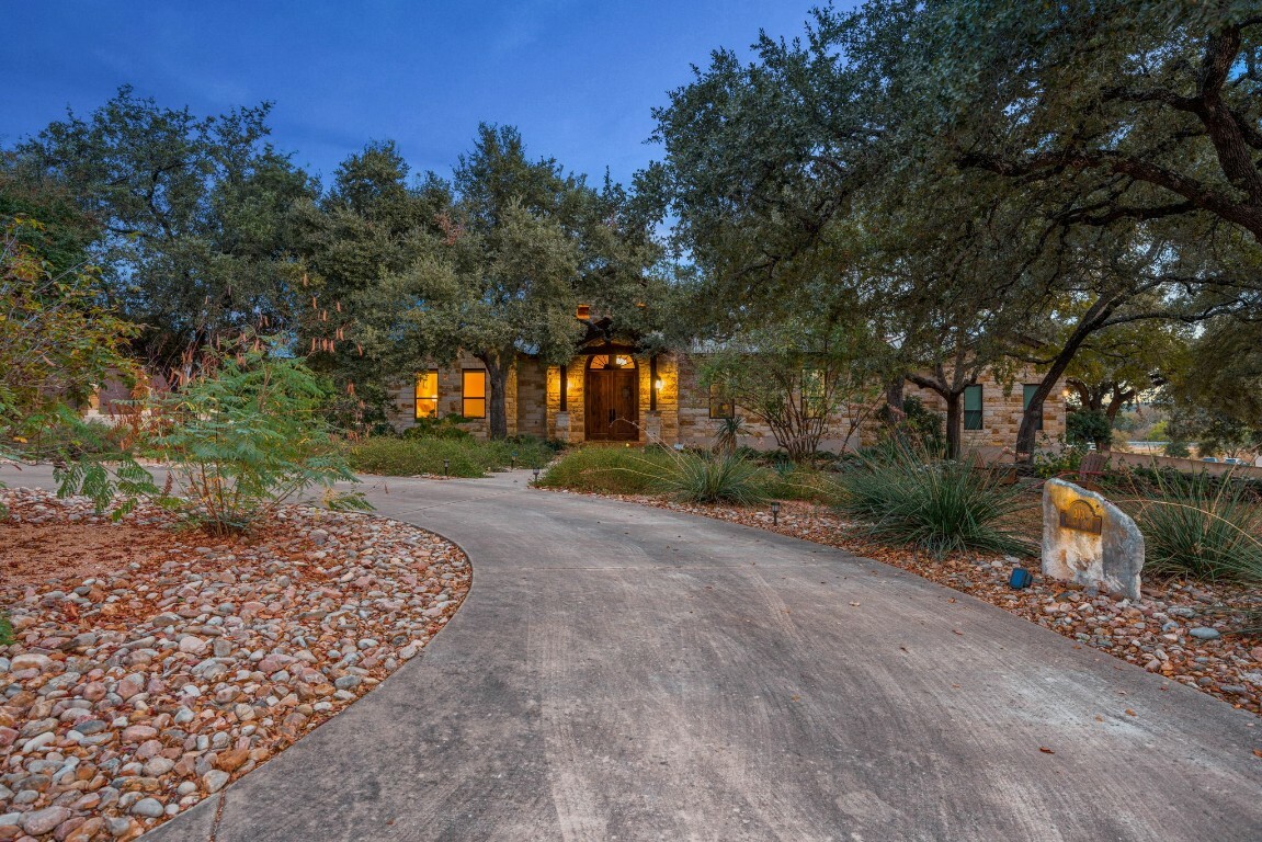 Property Photo:  213 Marbella Way  TX 78633 