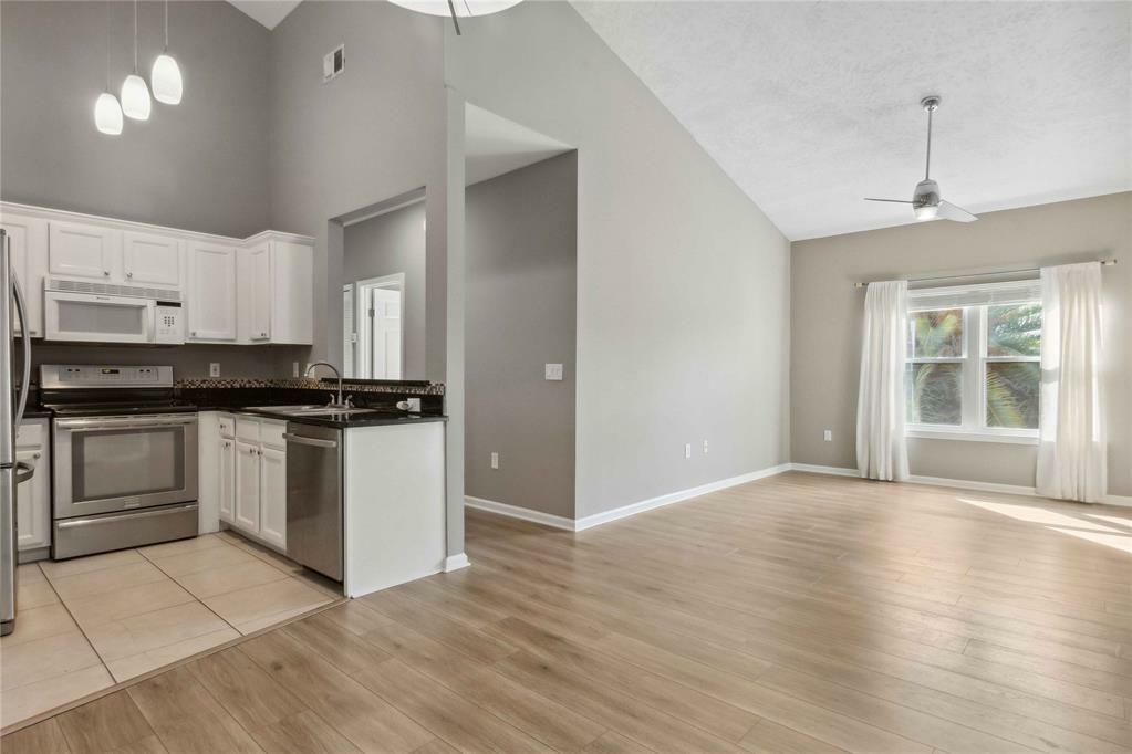 Property Photo:  1601 Nectarine Street  FL 32034 