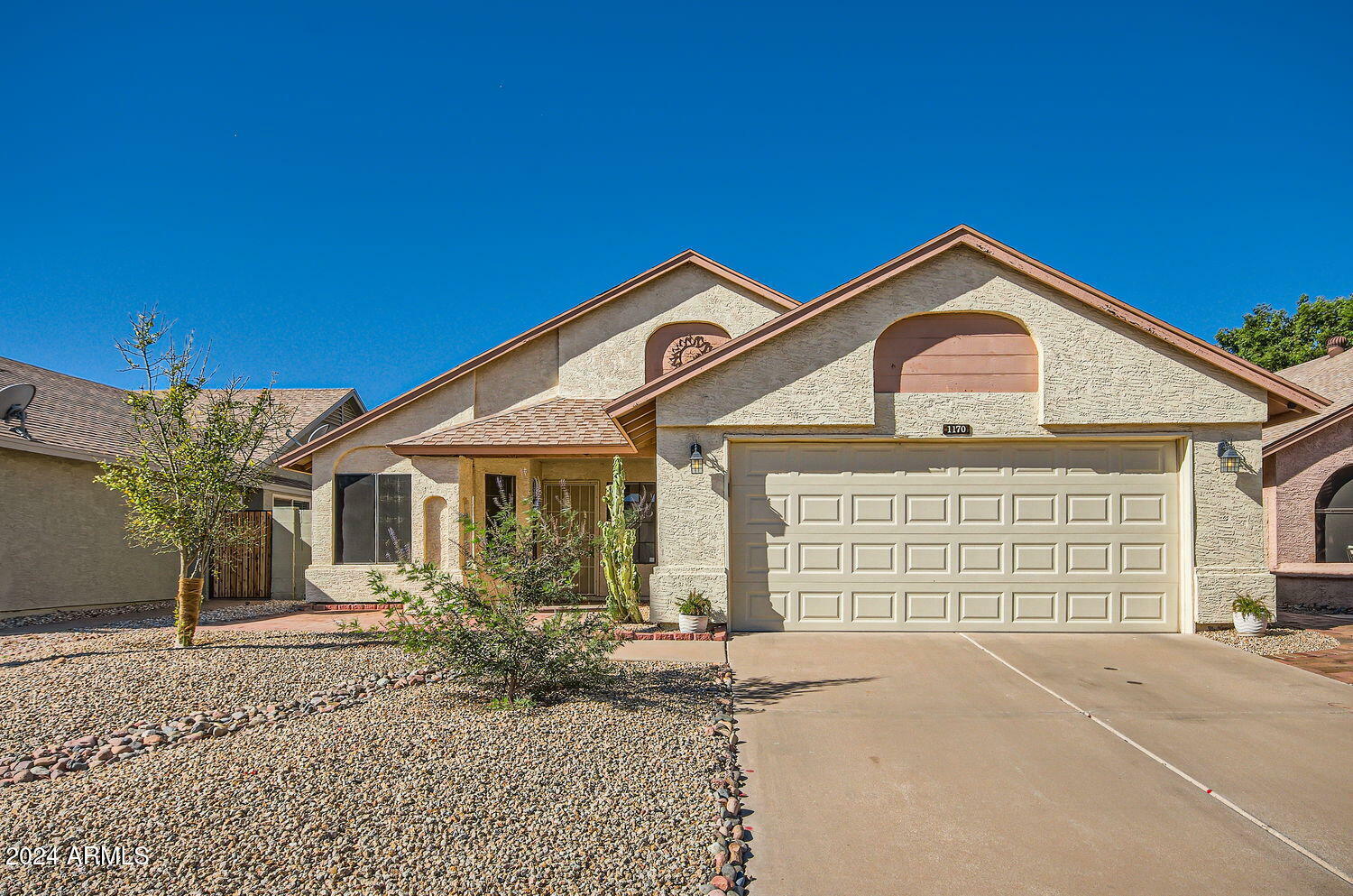 Property Photo:  1170 N 87th Place  AZ 85257 