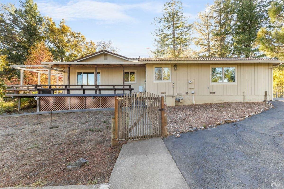 Property Photo:  20320 Hollands Lane  CA 95490 