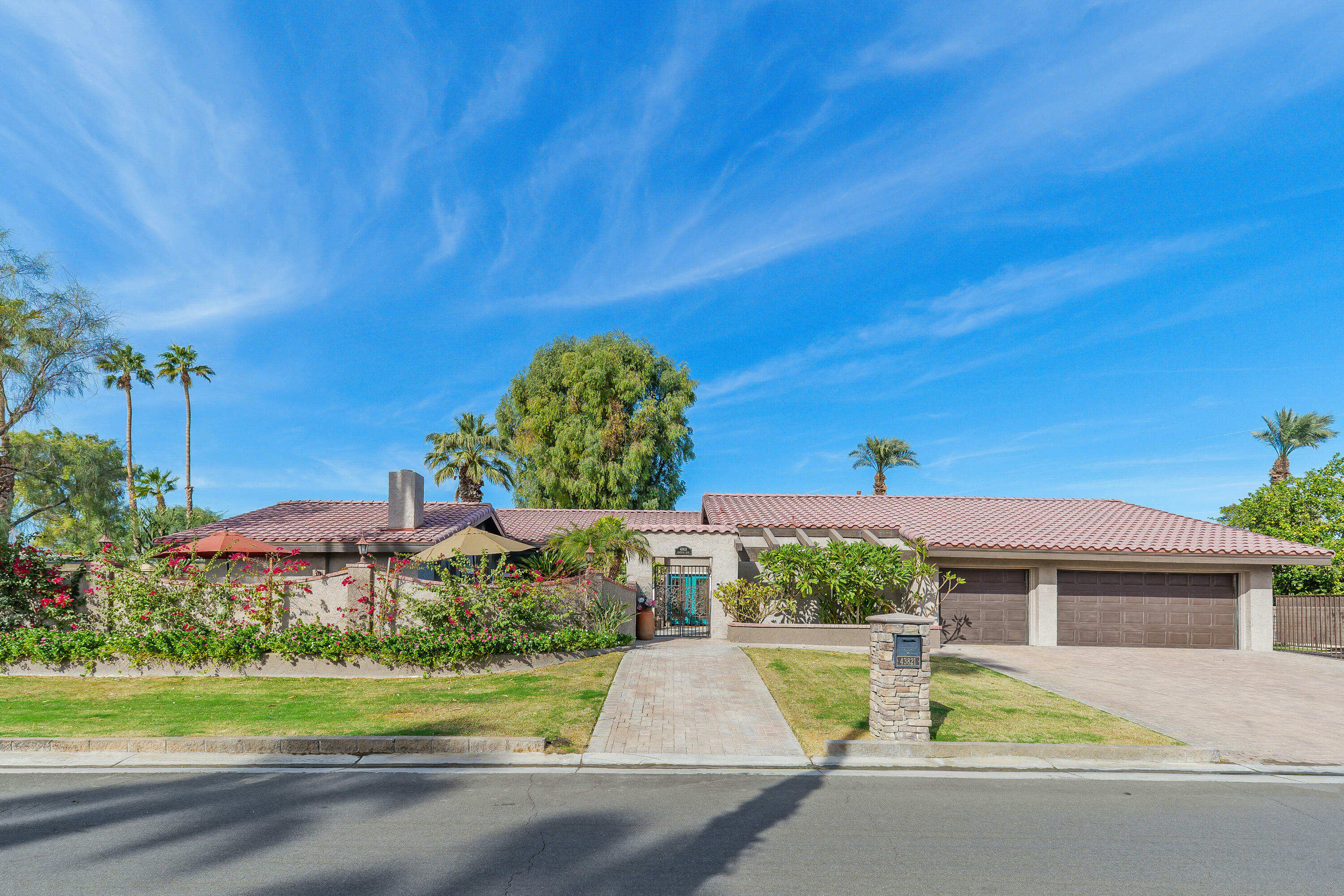 Property Photo:  43821 Chapelton Drive  CA 92203 