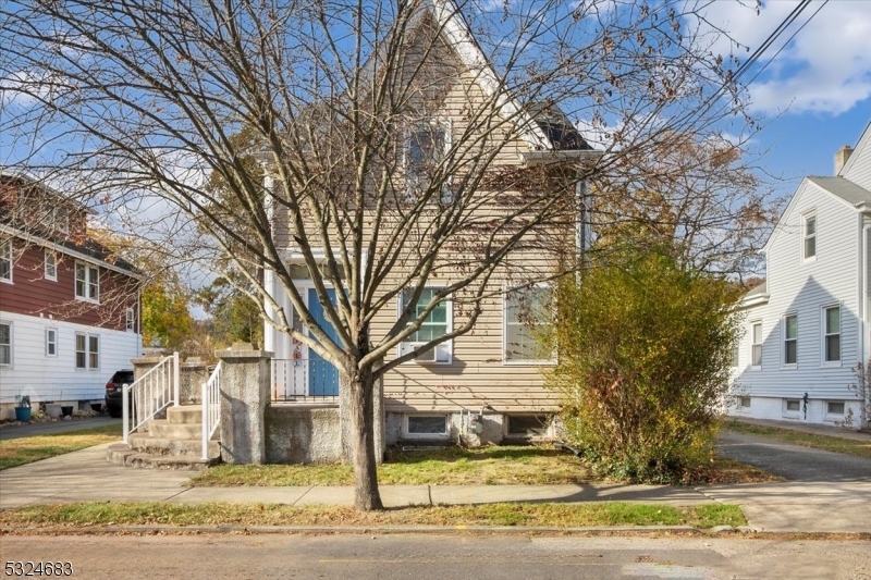 Property Photo:  92 2nd Ave  NJ 07506 