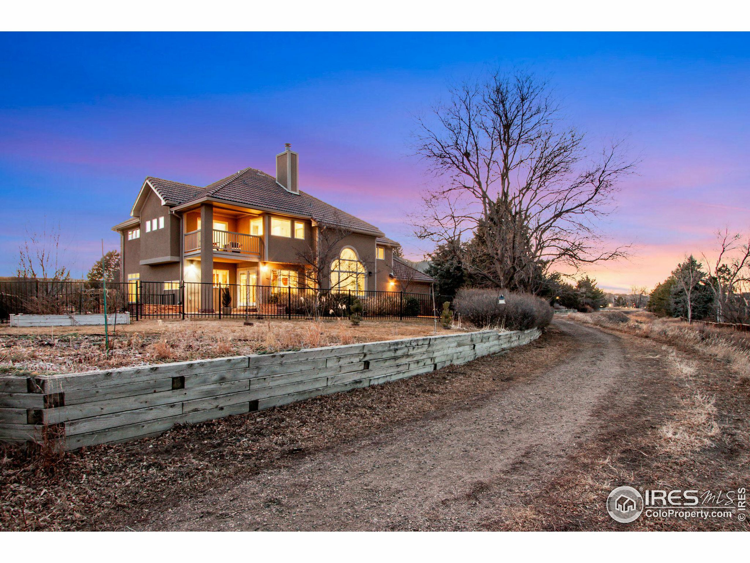 Property Photo: 378 High Pointe Dr CO 80525