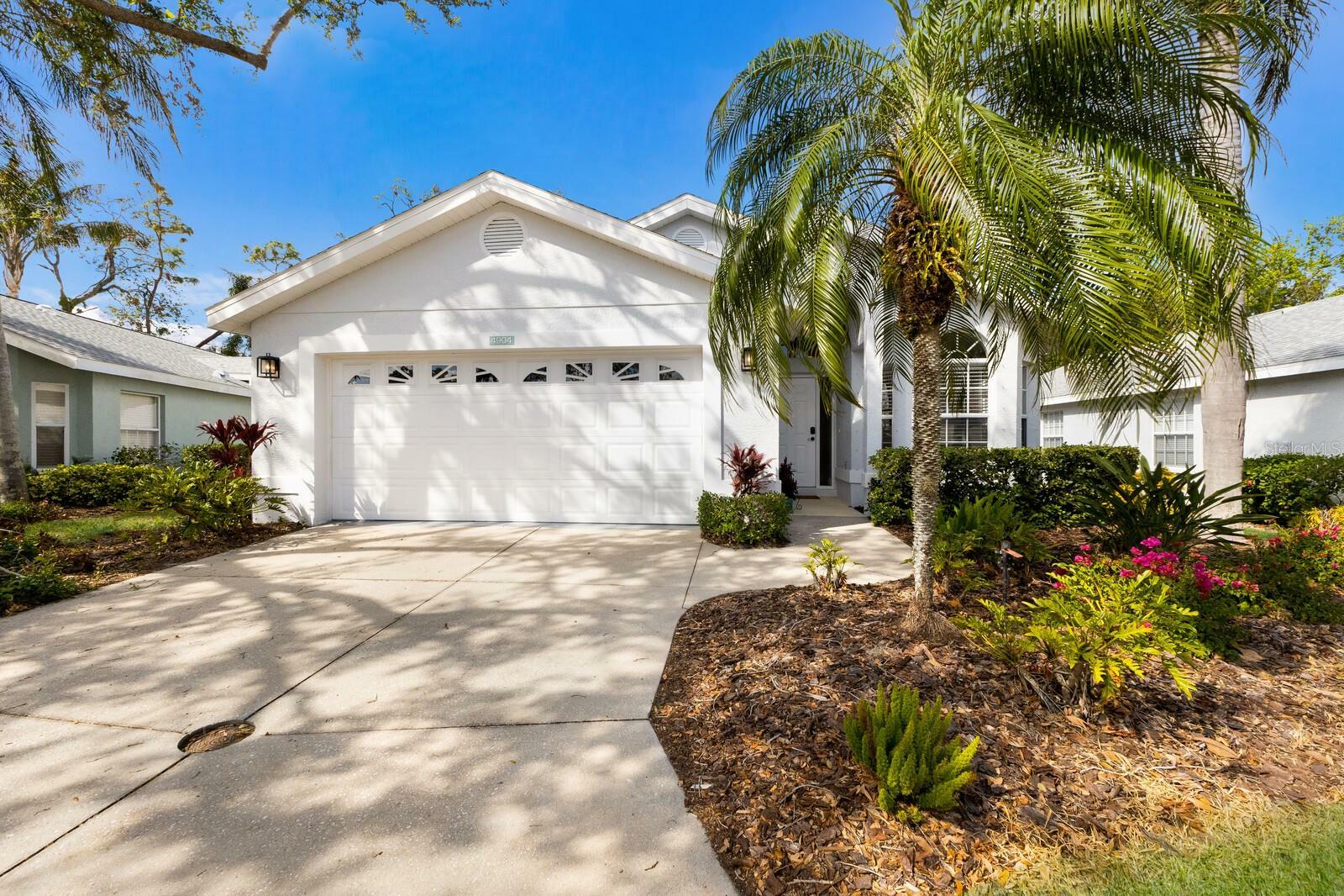 Property Photo:  4904 Linsey Court  FL 34243 