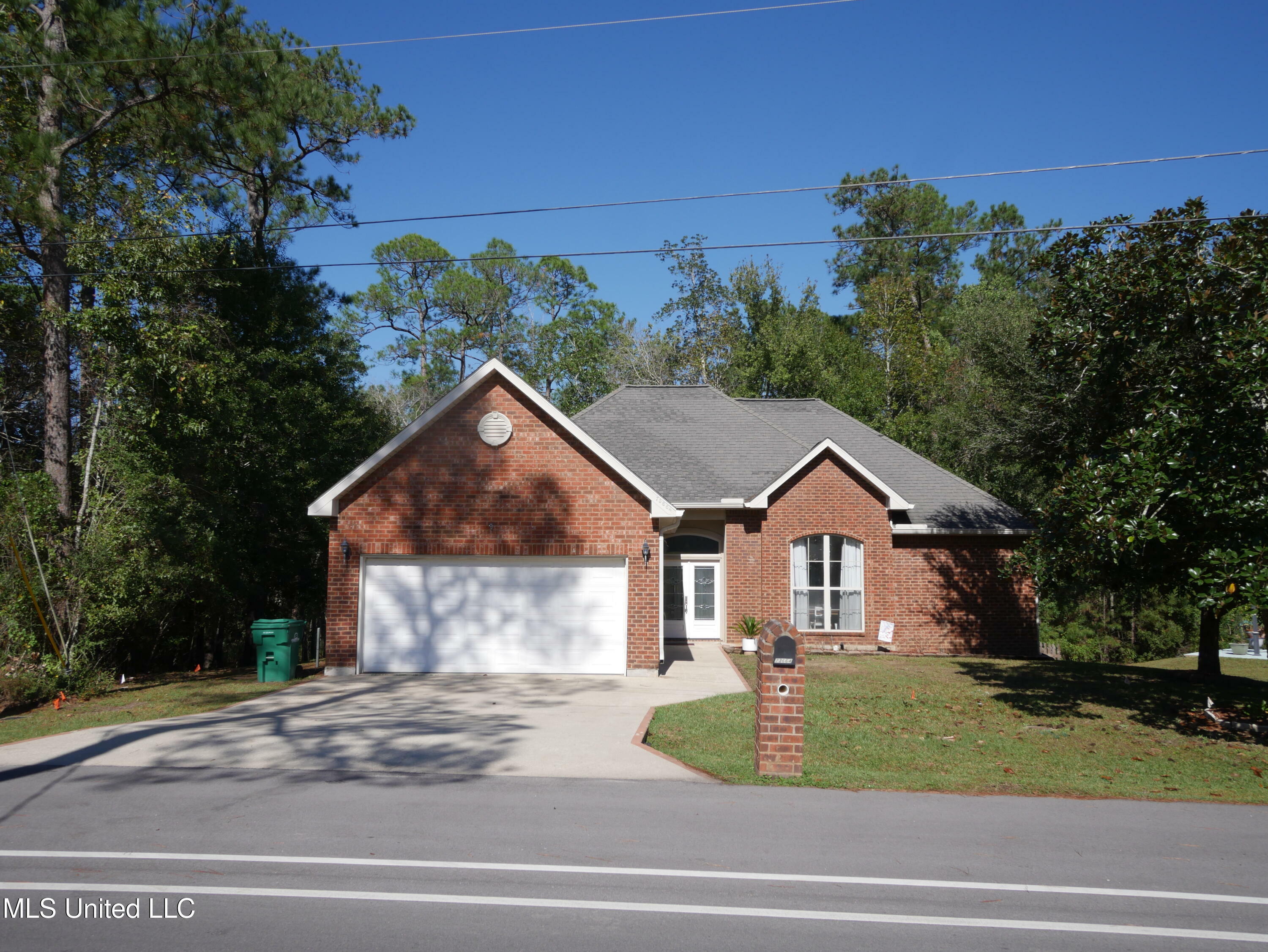 Property Photo:  73664 N Diamondhead Drive N Drive  MS 39525 