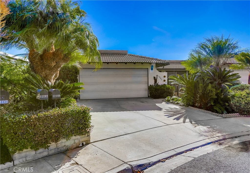 Property Photo: 32142 Paseo Sanchez CA 92675