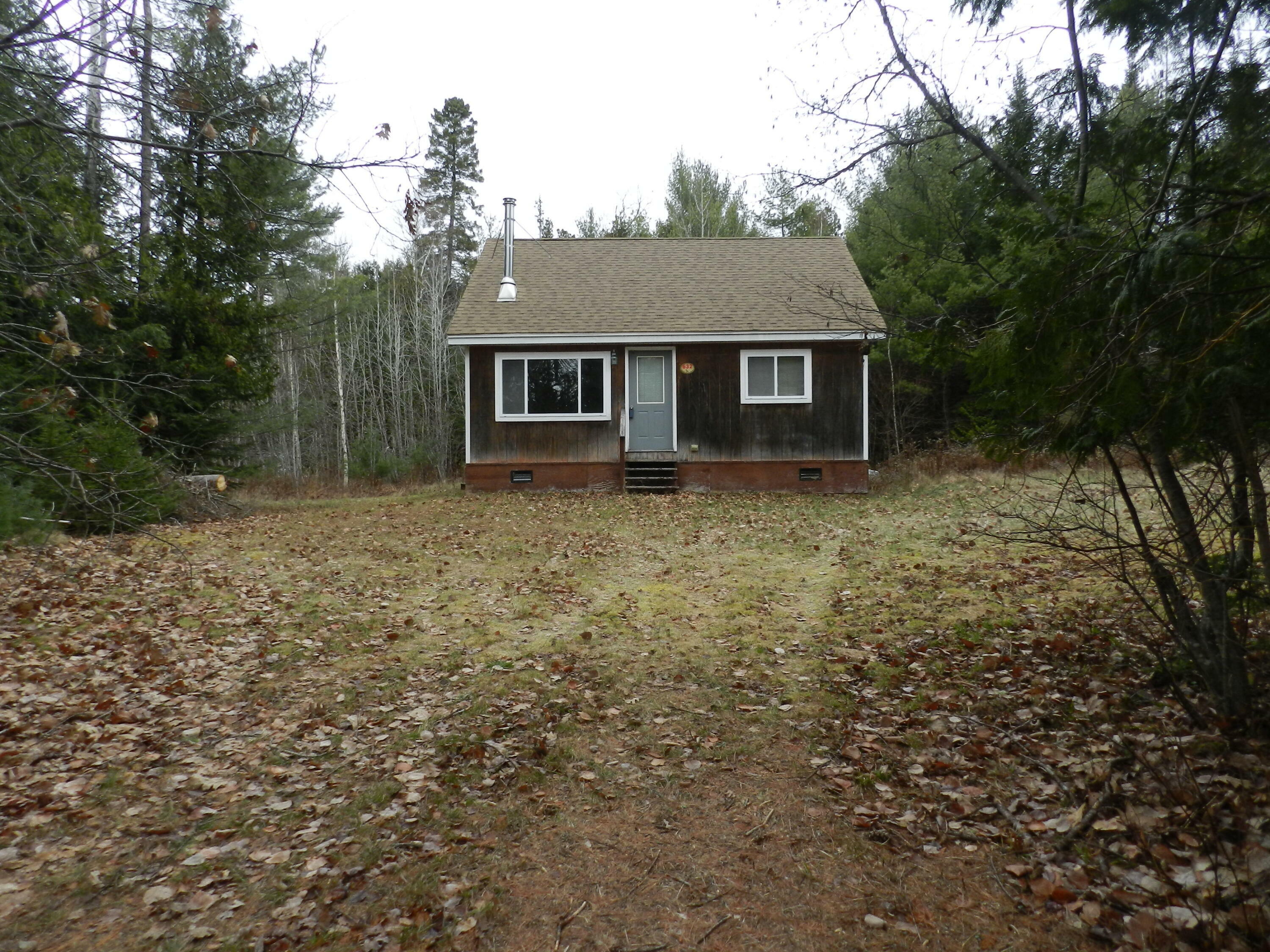 Property Photo:  632 County Road  ME 04461 