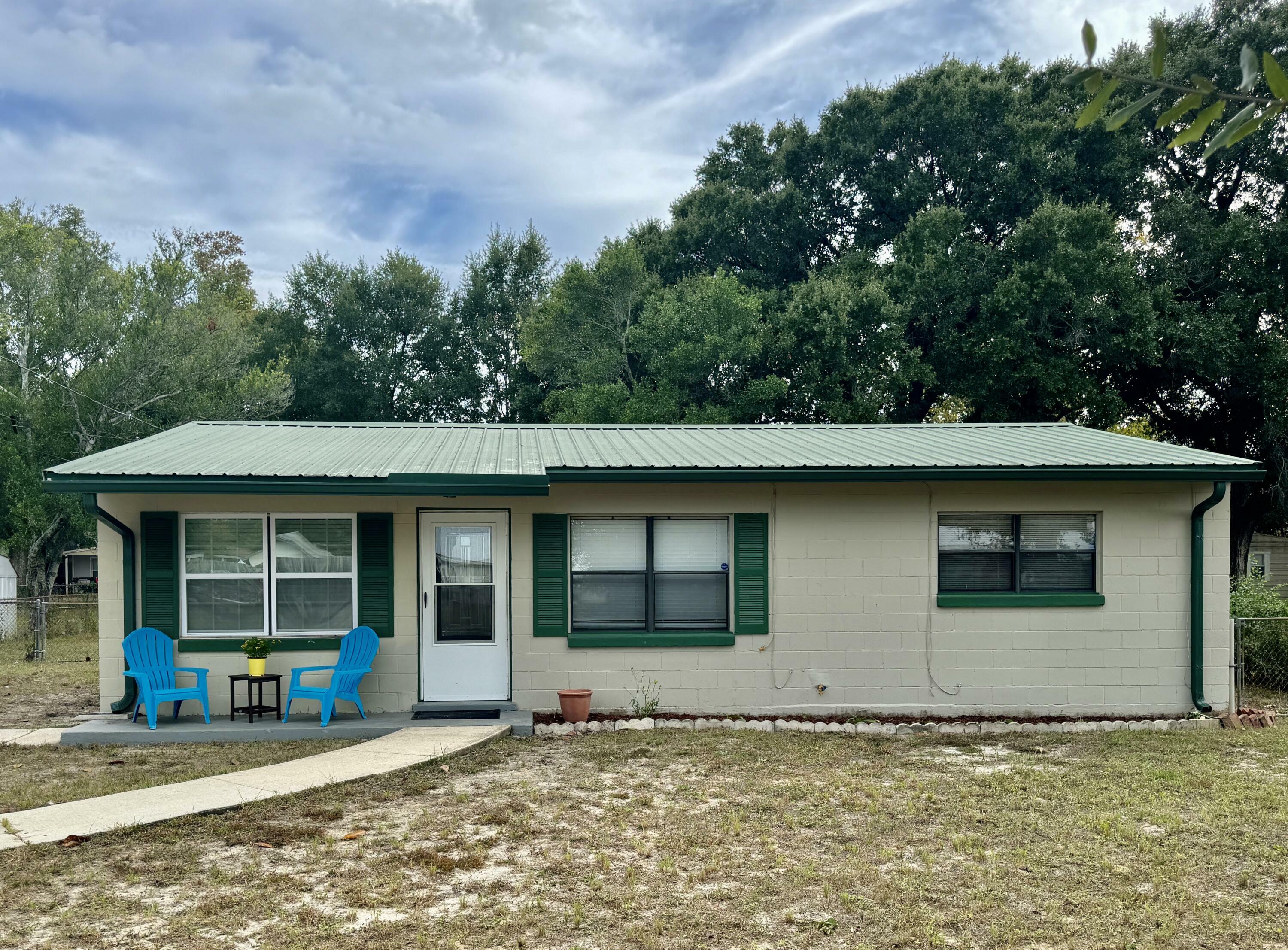 Property Photo:  415 Ed Street  FL 32547 