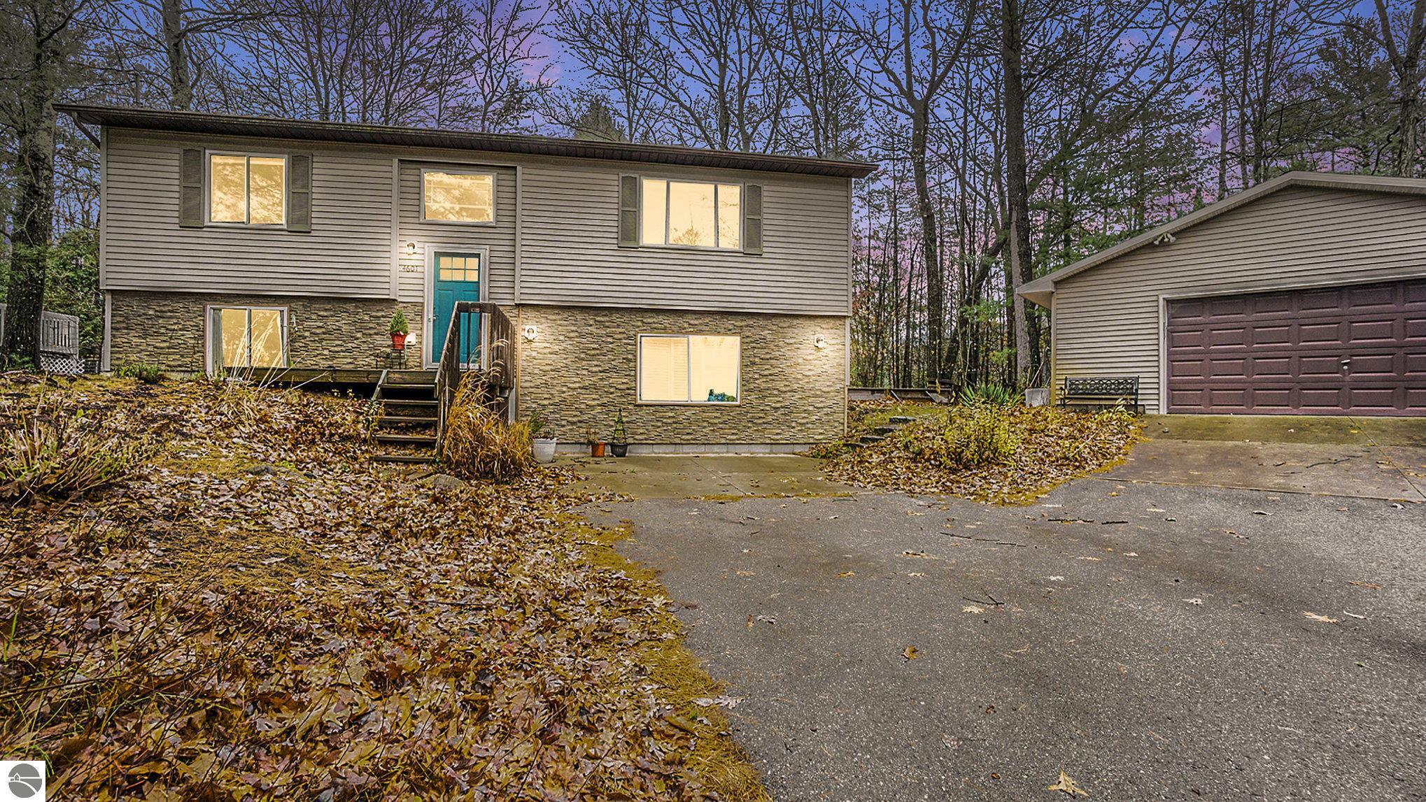 Property Photo:  4601 E Sanford Lake Drive  MI 49650 