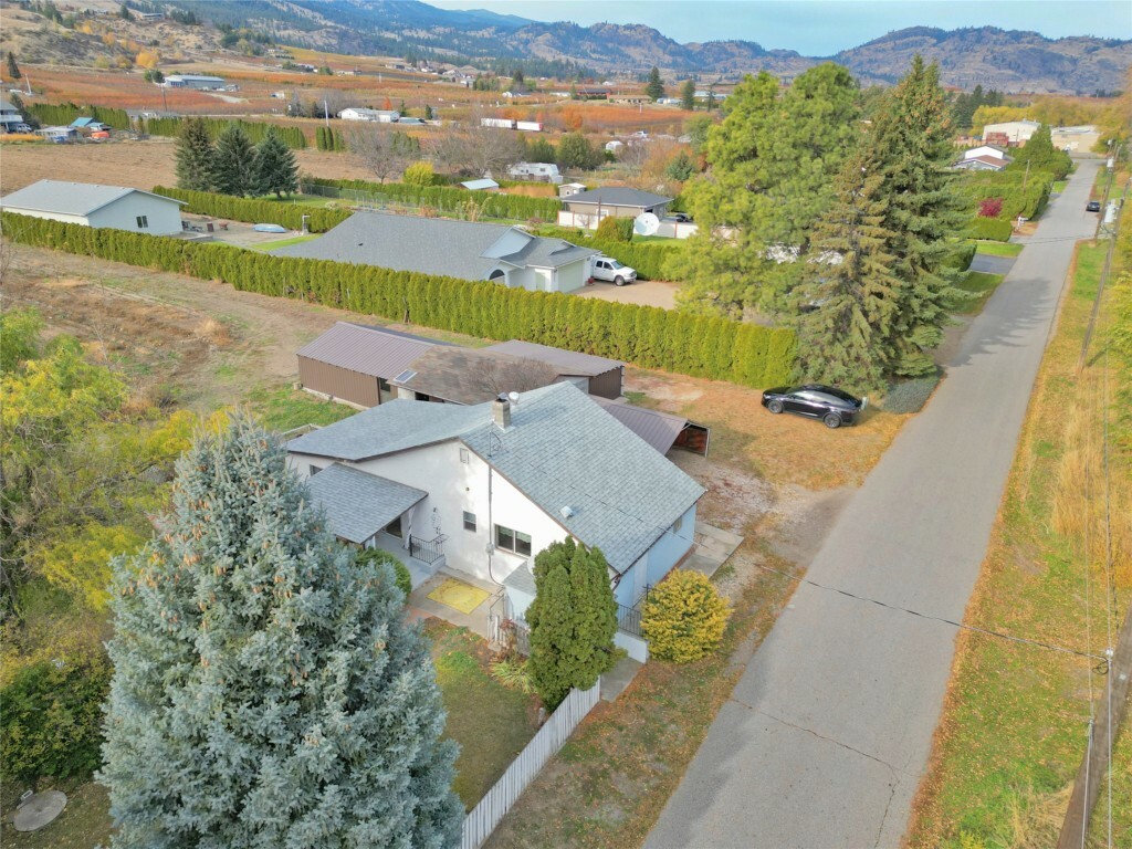 Photo de la propriété:  5218 Haynes Road  BC V0H 1T1 