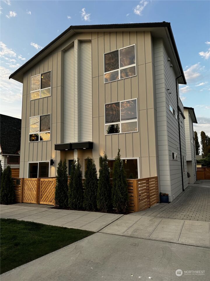 Property Photo: 1127 NW 61st Street B WA 98107