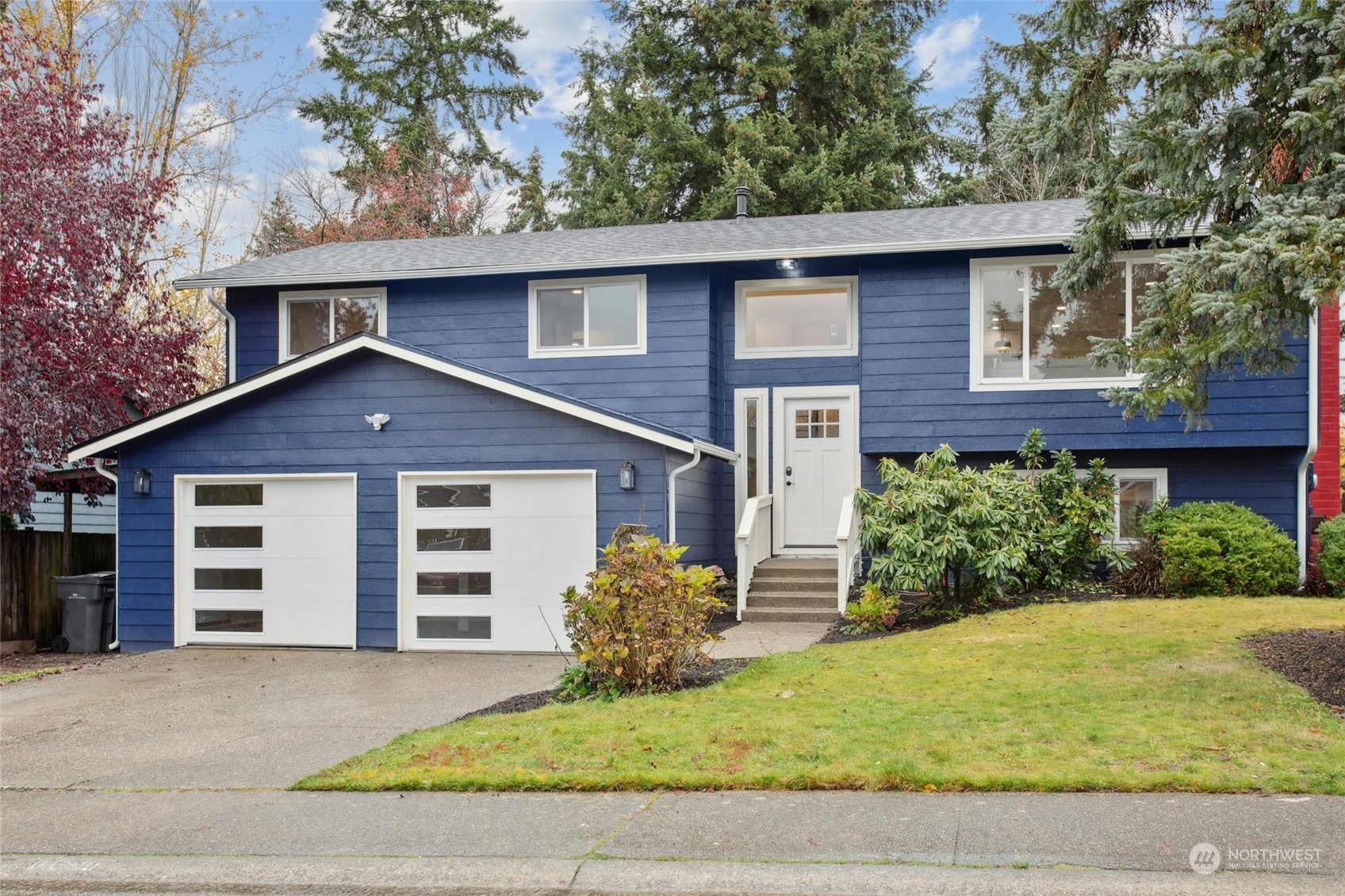 Property Photo: 12830 NE 135th Street WA 98034