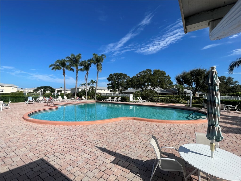 Property Photo:  177 Grove Isle Circle 177  FL 32962 