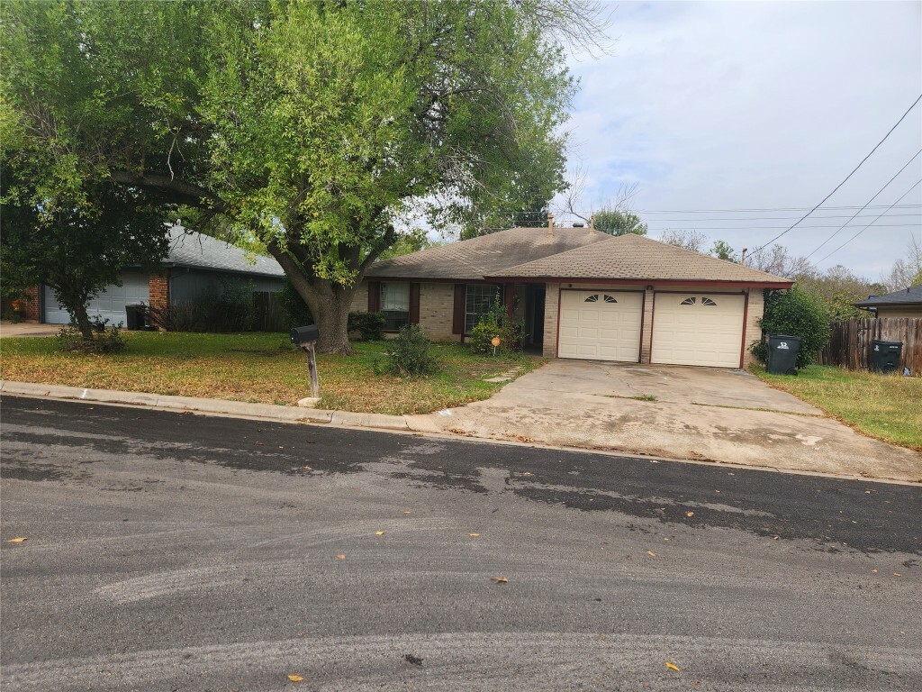 Property Photo:  901 Garden Meadow Drive  TX 78628 