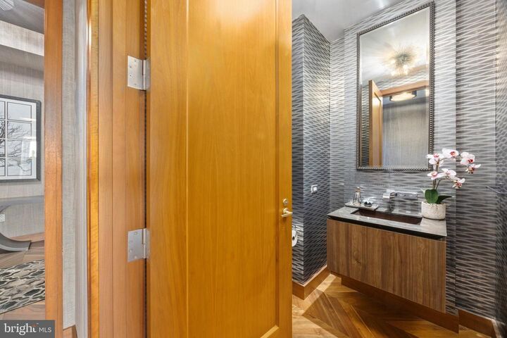 Property Photo: 300 International Drive 2201 MD 21202