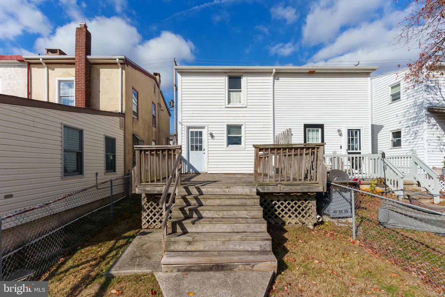 Property Photo:  394 E Nields Street  PA 19382 