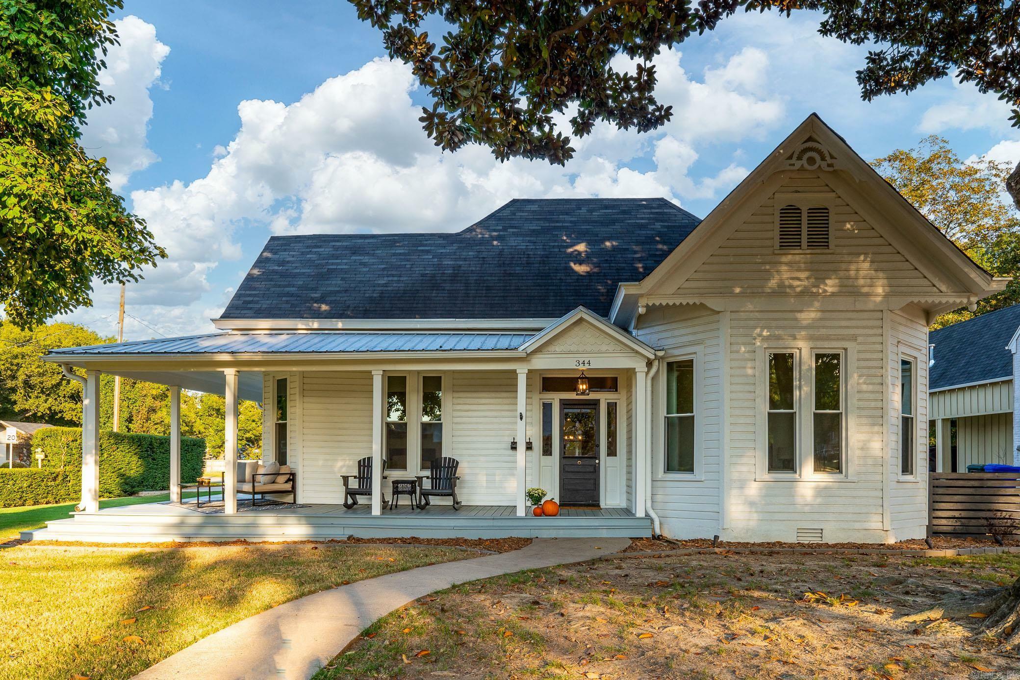 Property Photo:  344 Conway Boulevard  AR 72034 