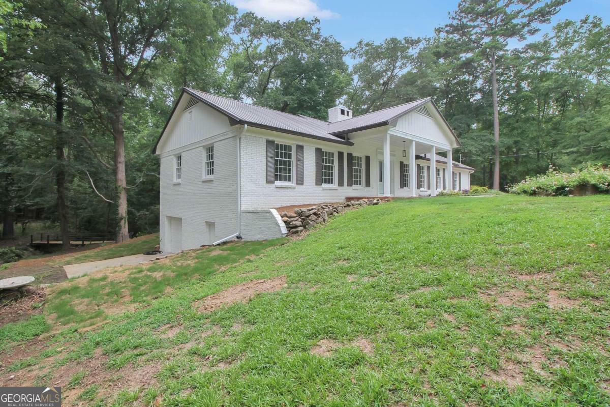 Property Photo:  854 Hickory Ridge Drive  GA 30233 